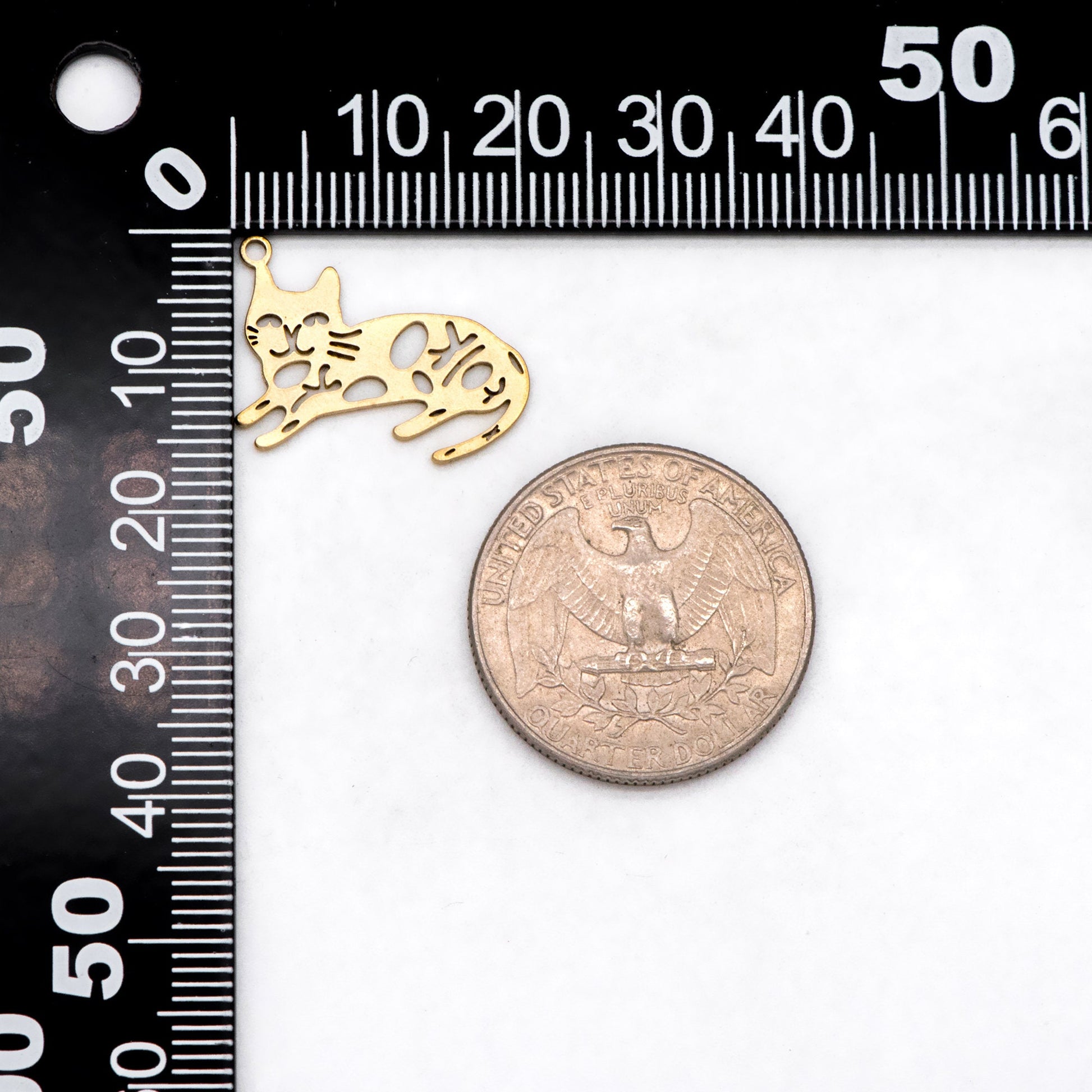 10pcs Raw Brass Cat Charm Pendants 15x21.5mm, Brass Findings Wholesale (RB-284)