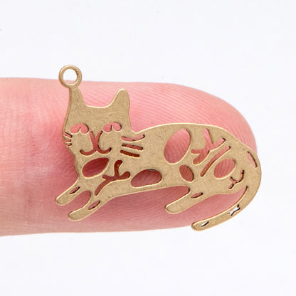 10pcs Raw Brass Cat Charm Pendants 15x21.5mm, Brass Findings Wholesale (RB-284)
