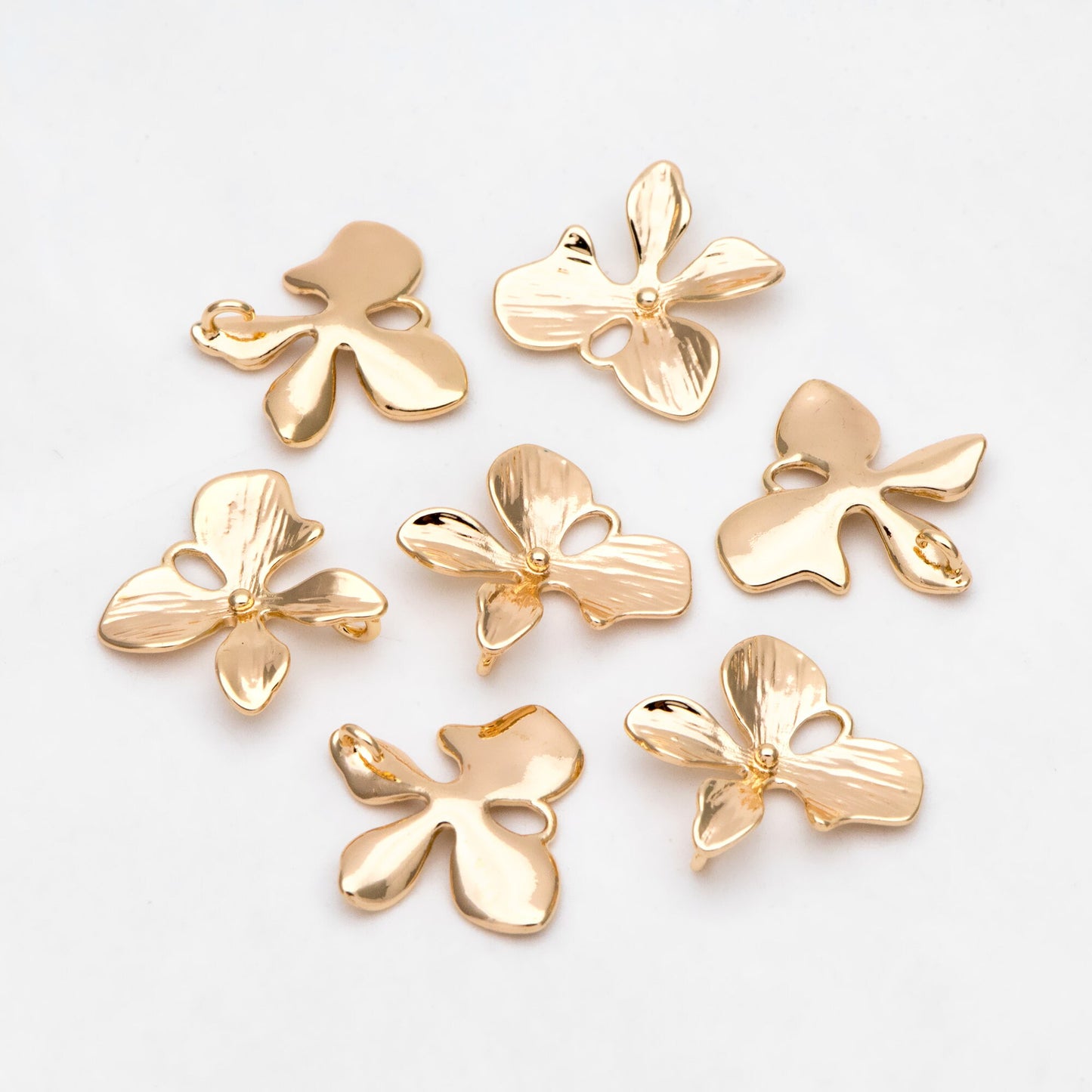 10pcs Gold Flower Charms with 2 Loops, Real Gold plated Brass, Floral Connectors 18mm (GB-4391-B)