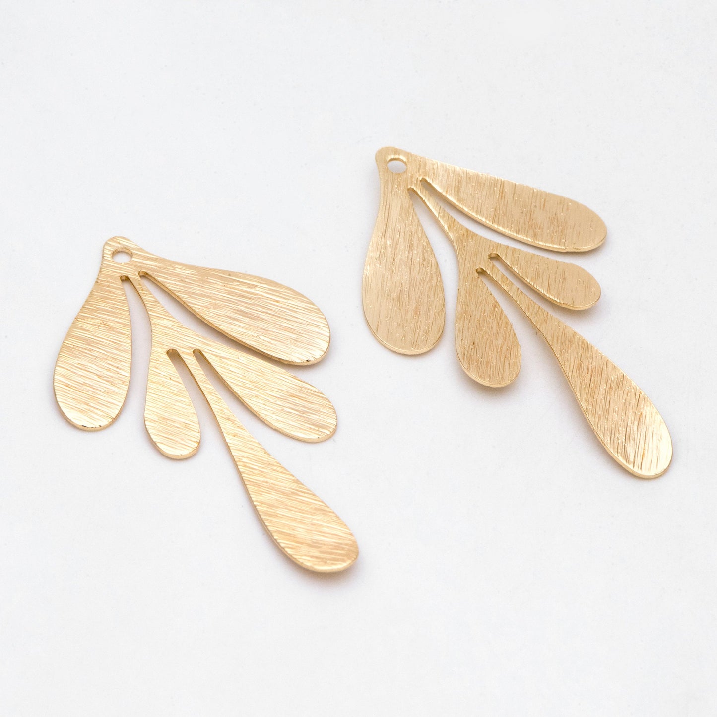 10pcs Gold Brushed Leaf Charm 46x27mm, Real Gold plated Brass, Lead Nickel Free (GB-467-B)