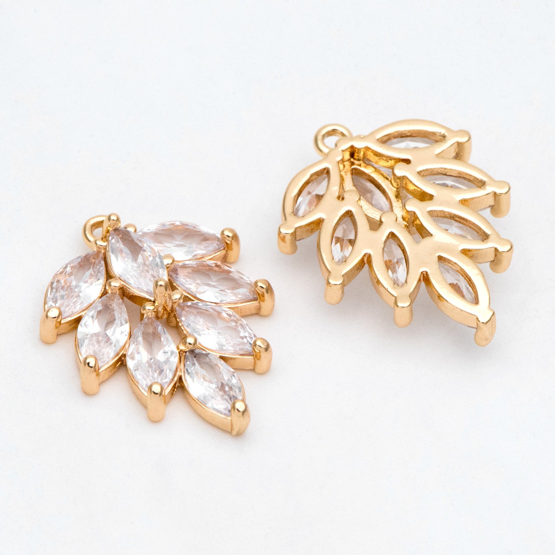 4pcs CZ pave Gold/ Silver Tone Leaf Charms, 18K Gold/ Rhodium plated Brass, 21/ 25mm, Cubic Zirconia Leaf Pendants (GB-3037)