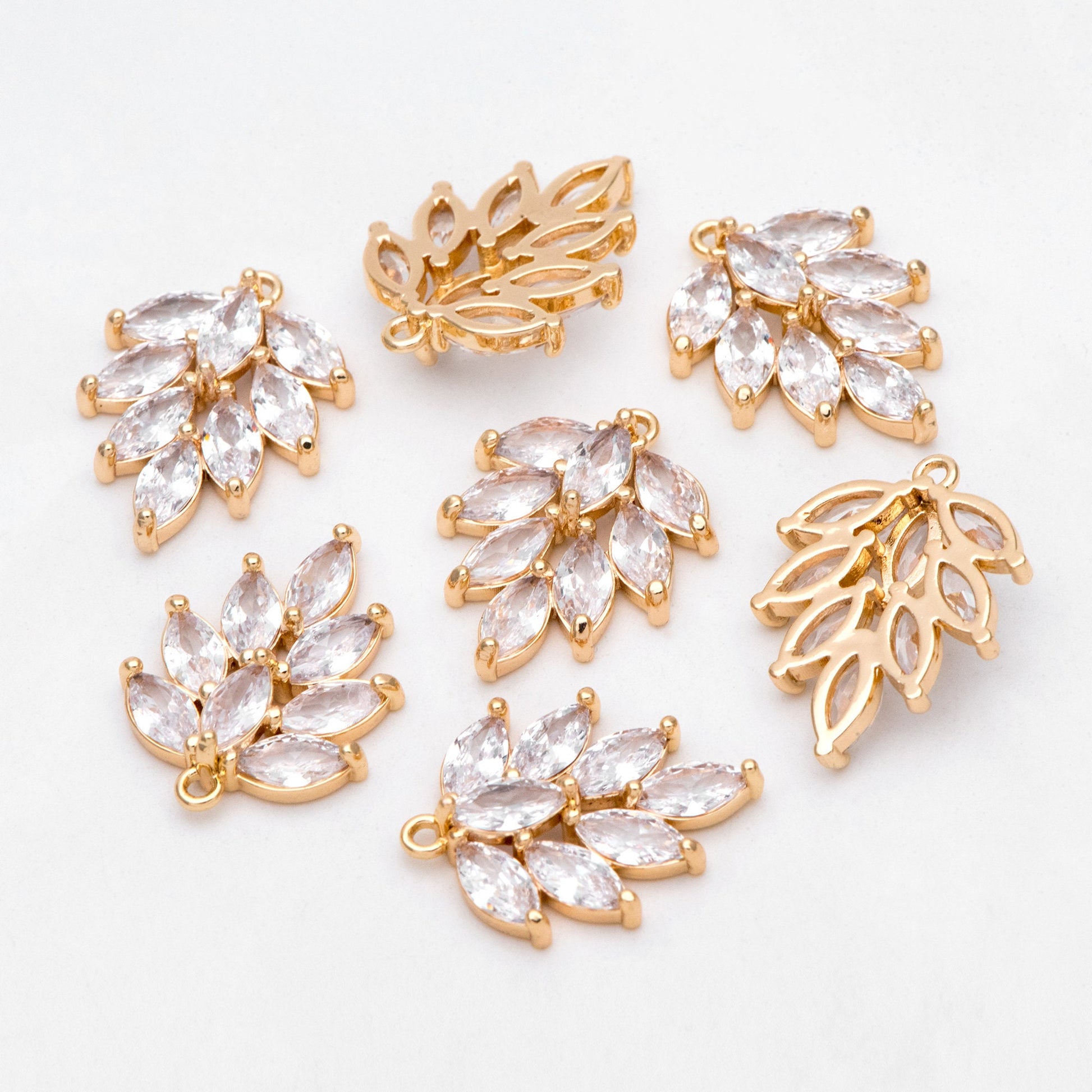 4pcs CZ pave Gold/ Silver Tone Leaf Charms, 18K Gold/ Rhodium plated Brass, 21/ 25mm, Cubic Zirconia Leaf Pendants (GB-3037)