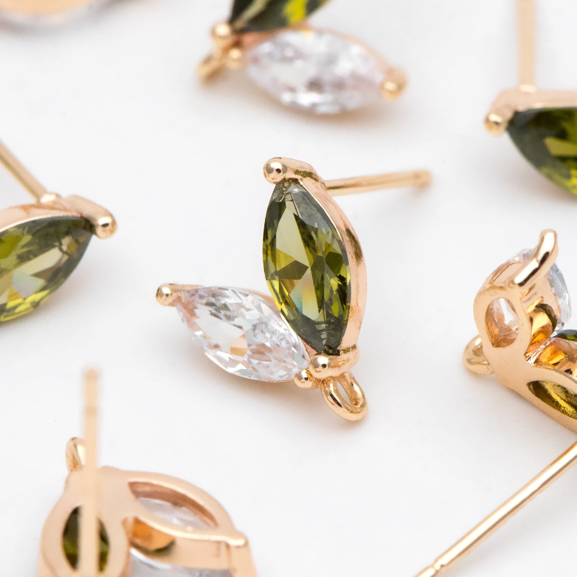 4pcs CZ Pave Gold Leaf Earring with Loop, Gold Plated Brass, Jewelry Making, Diy Material, Jewelry Supplies (GB-314-A)