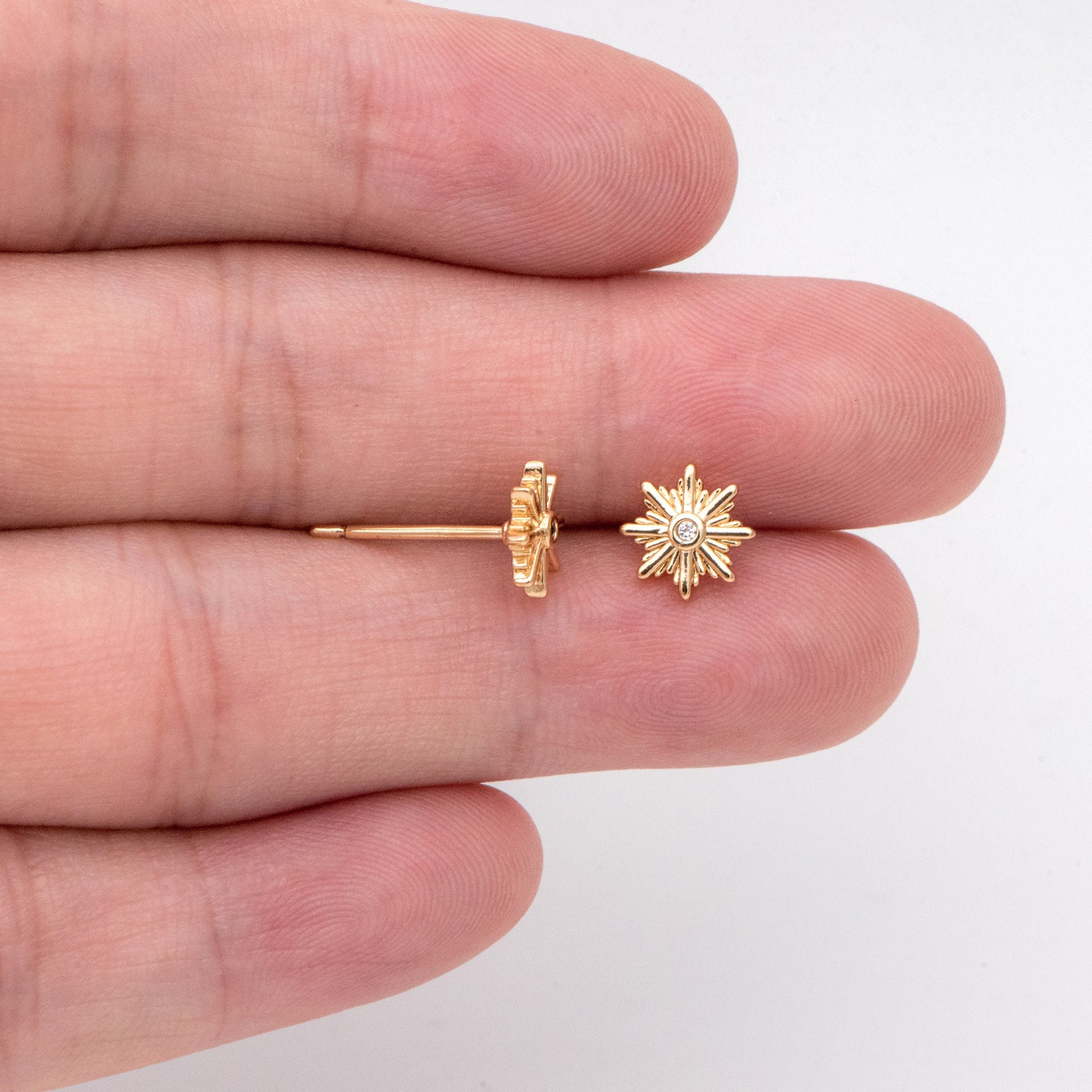 10pcs CZ Pave Gold Sun Ear Post, Real Gold Plated Brass Snowflake Stud Earrings (#GB-3041-M)