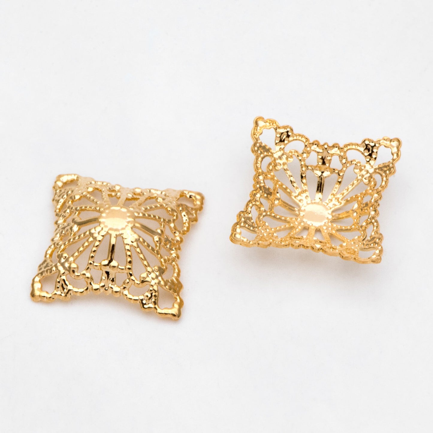 10pcs Gold Filirgree Stamping Connectors, Real Gold plated Brass Floral Charms 20mm, Lead Nickel Free (GB-149)