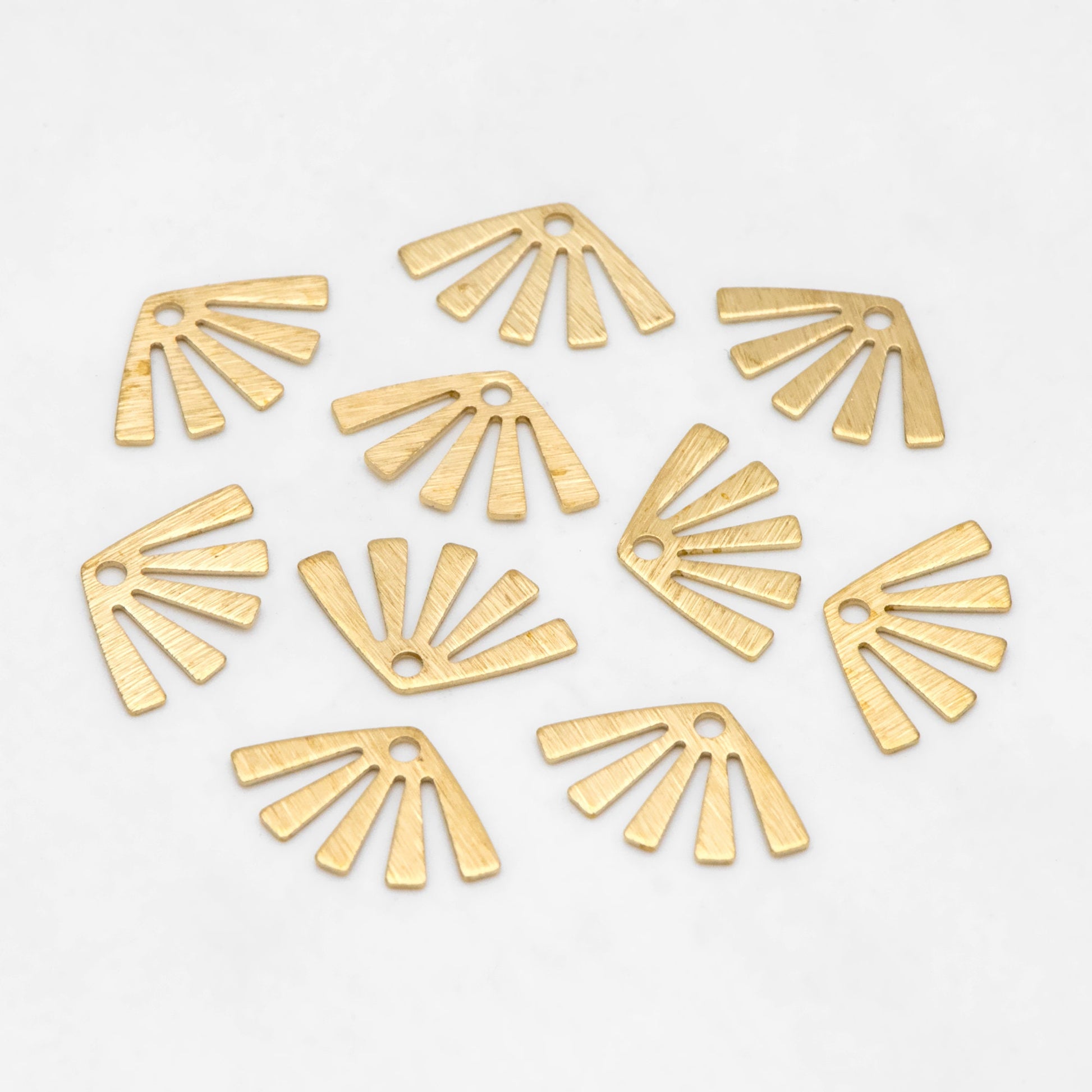 20pcs Raw Brass Brushed Sun Charms 15x10mm, Solid Brass Fan Pendants Wholesale (RB-306)