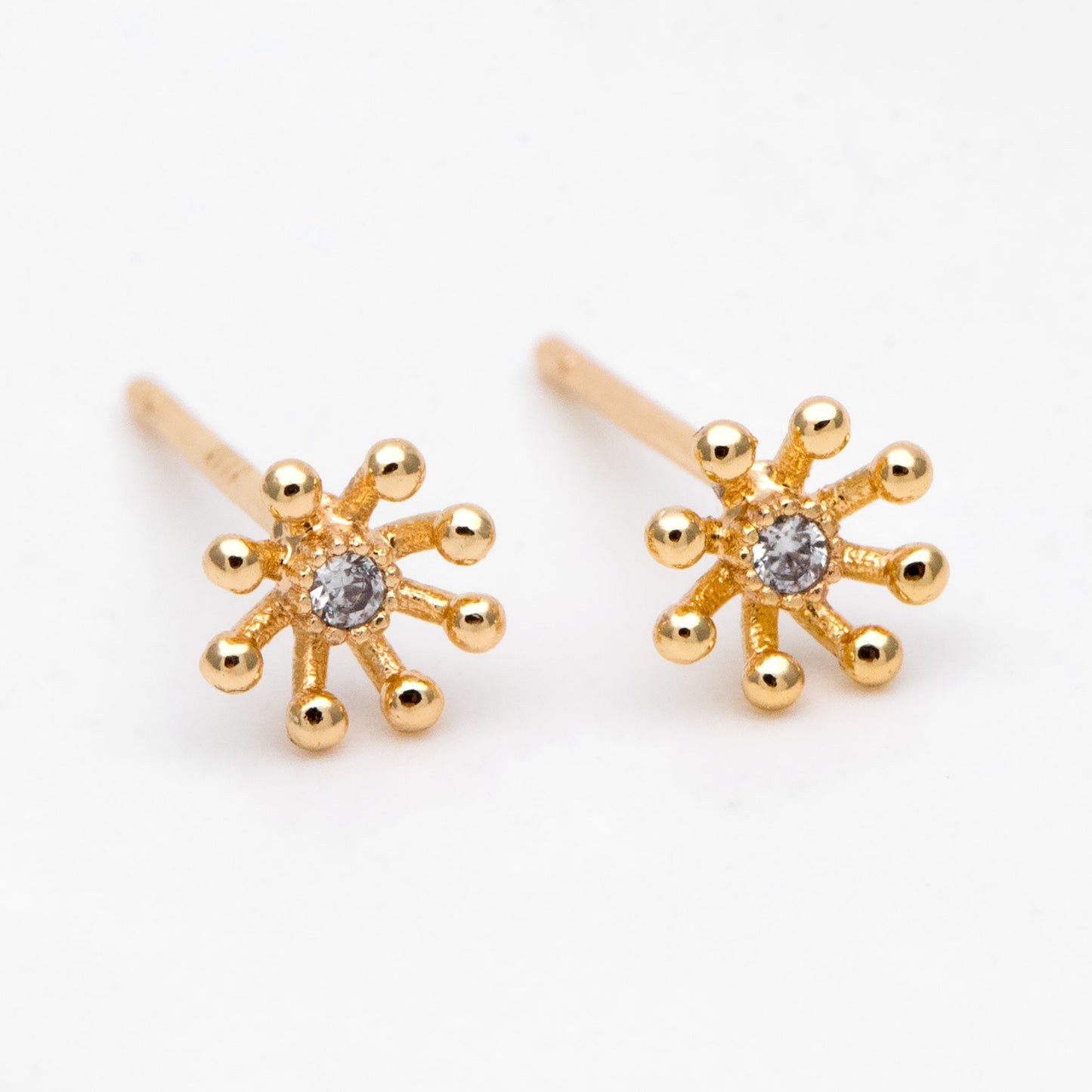 10pcs CZ Pave Gold Flower Earring, Gold Plated Brass, Jewelry Making, Diy Material, Jewelry Supplies (GB-3060)