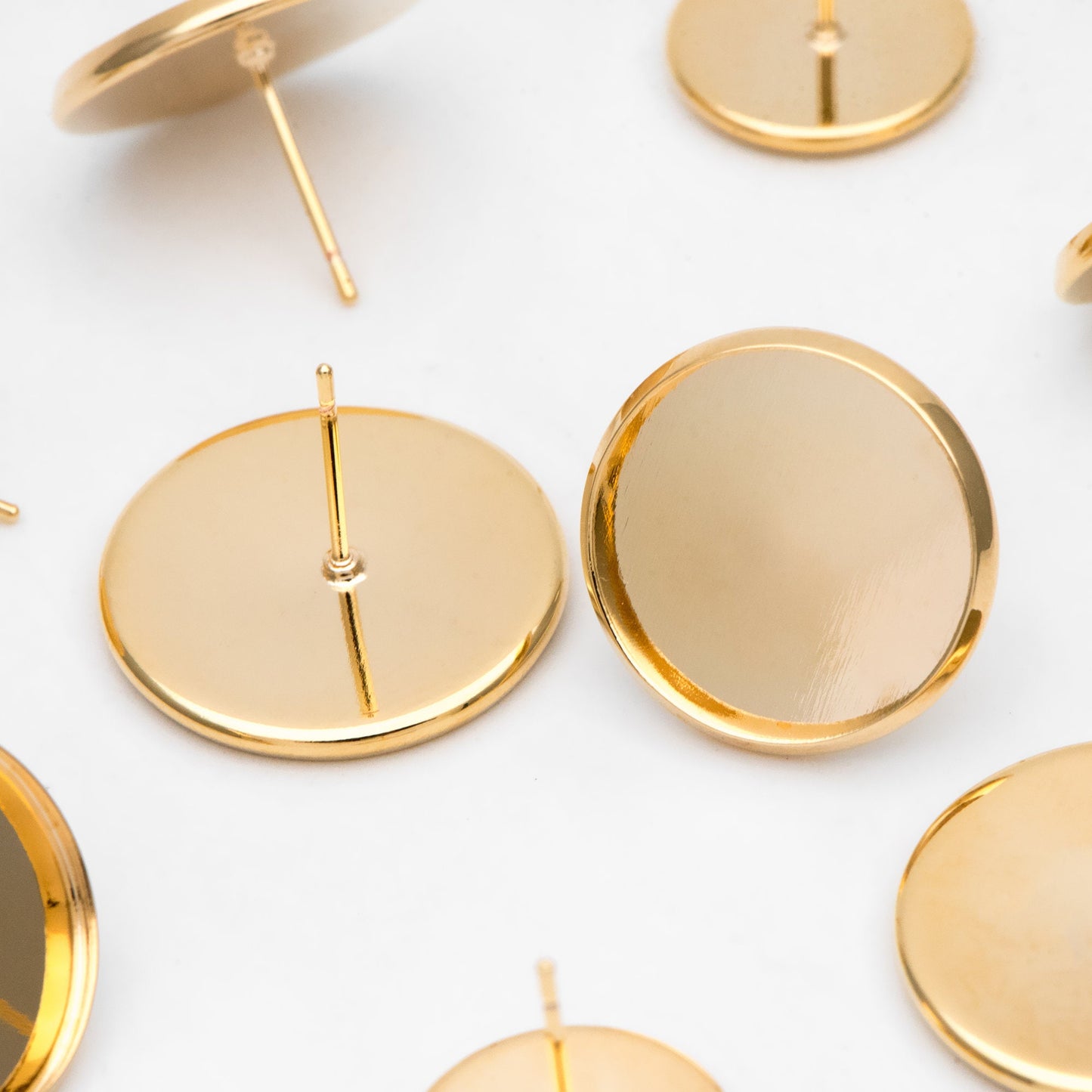 10pcs Gold Blank Base Tray Cabochon Earring Setting 12/ 16/ 18mm, Gold plated Brass Bezel Cabochon Ear Post (GB-3108)