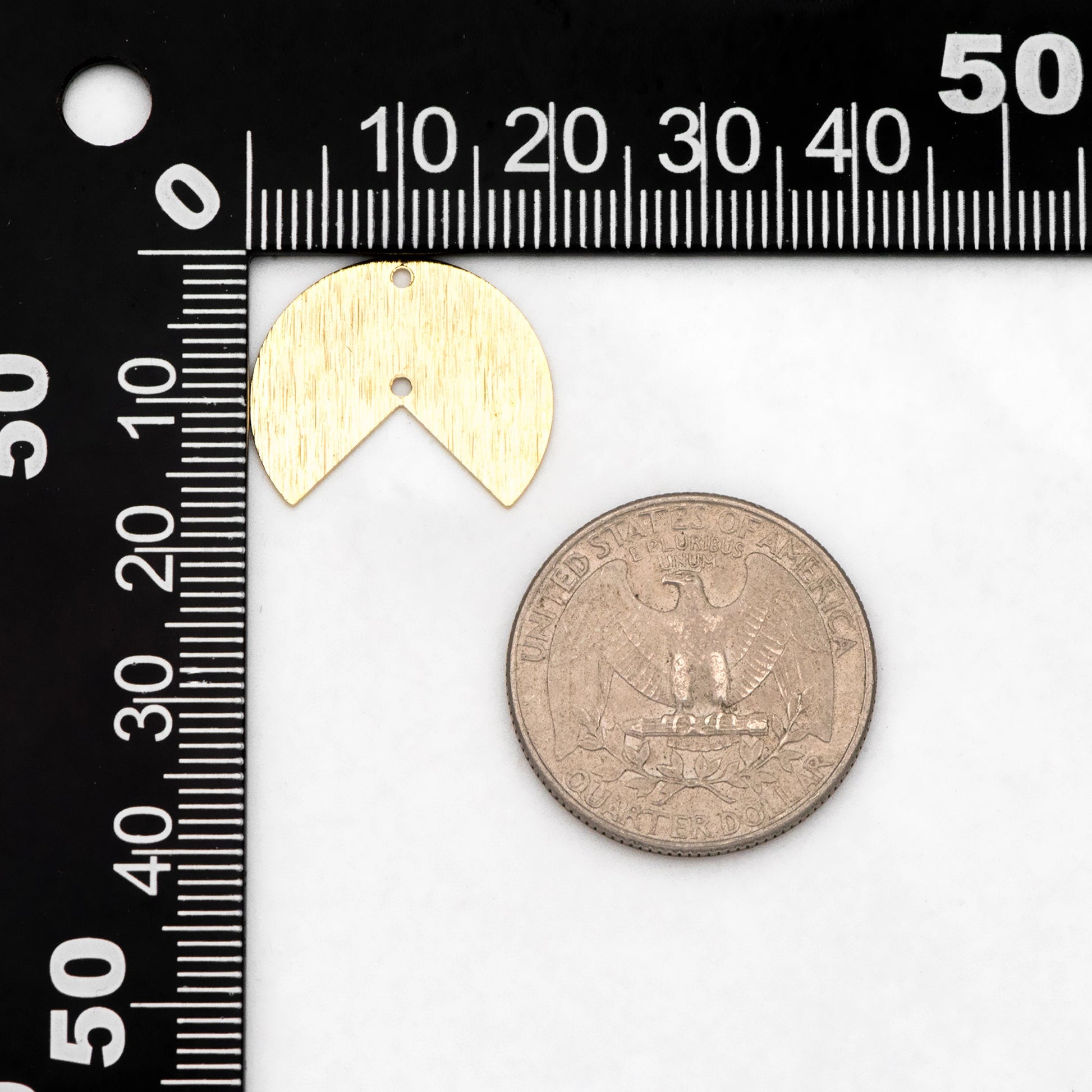 10pcs Raw Brass Brushed Round Connectors 17x20mm, Brass Circle Fan Pendants (RB-302)