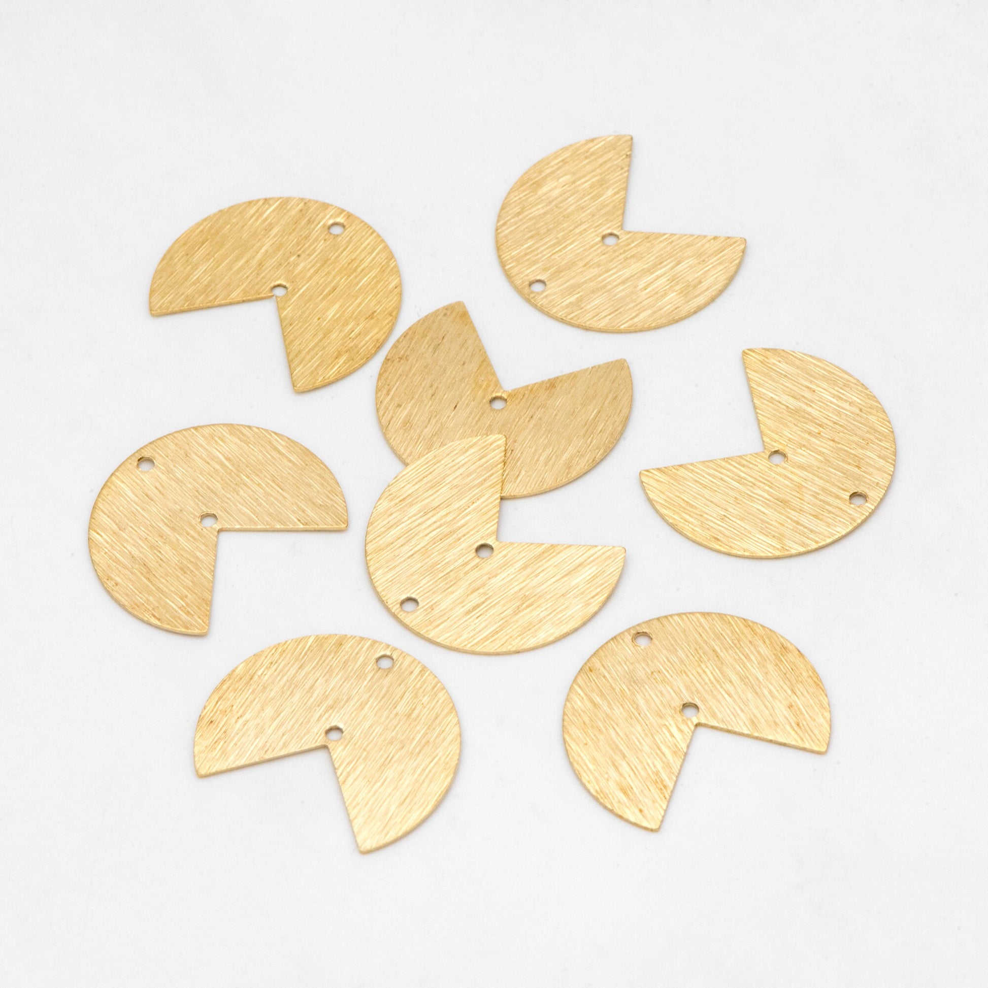 10pcs Raw Brass Brushed Round Connectors 17x20mm, Brass Circle Fan Pendants (RB-302)