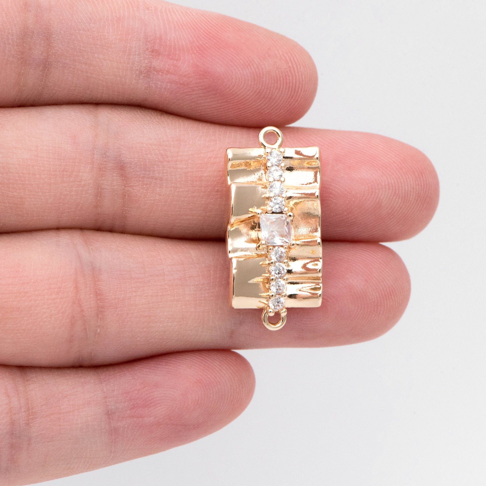 4pcs Gold plated Brass Curved Rectangle Link Charms, CZ Pave Connector Pendants (GB-3135)