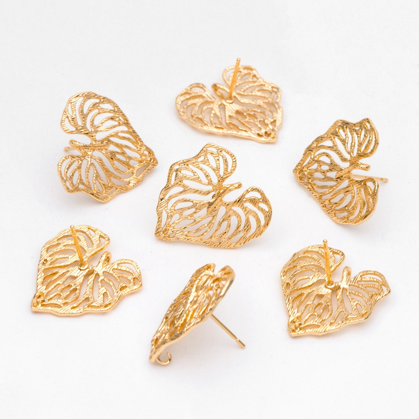10pcs Gold Heart Leaf Earring, Filigree Earring, Earring Supplies (GB-3174)