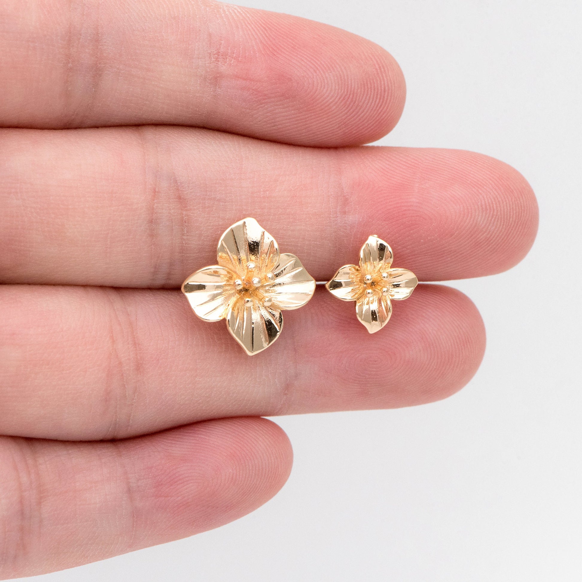 10pcs Gold/ Silver Flower Earring Post with Loop, 10mm/ 15mm, Floral Stud Earrings (GB-3155)