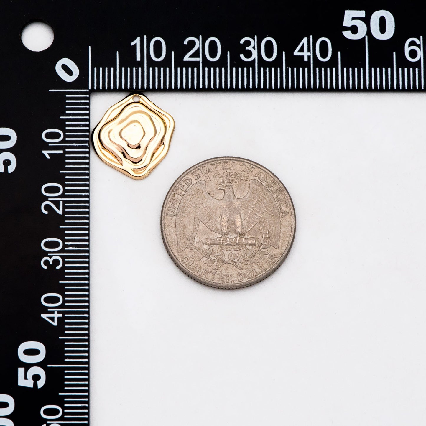 10pcs Gold Wavy Disc Charms, 18K Gold plated Brass, Irregular Rhombus Pendants (GB-1404-A)