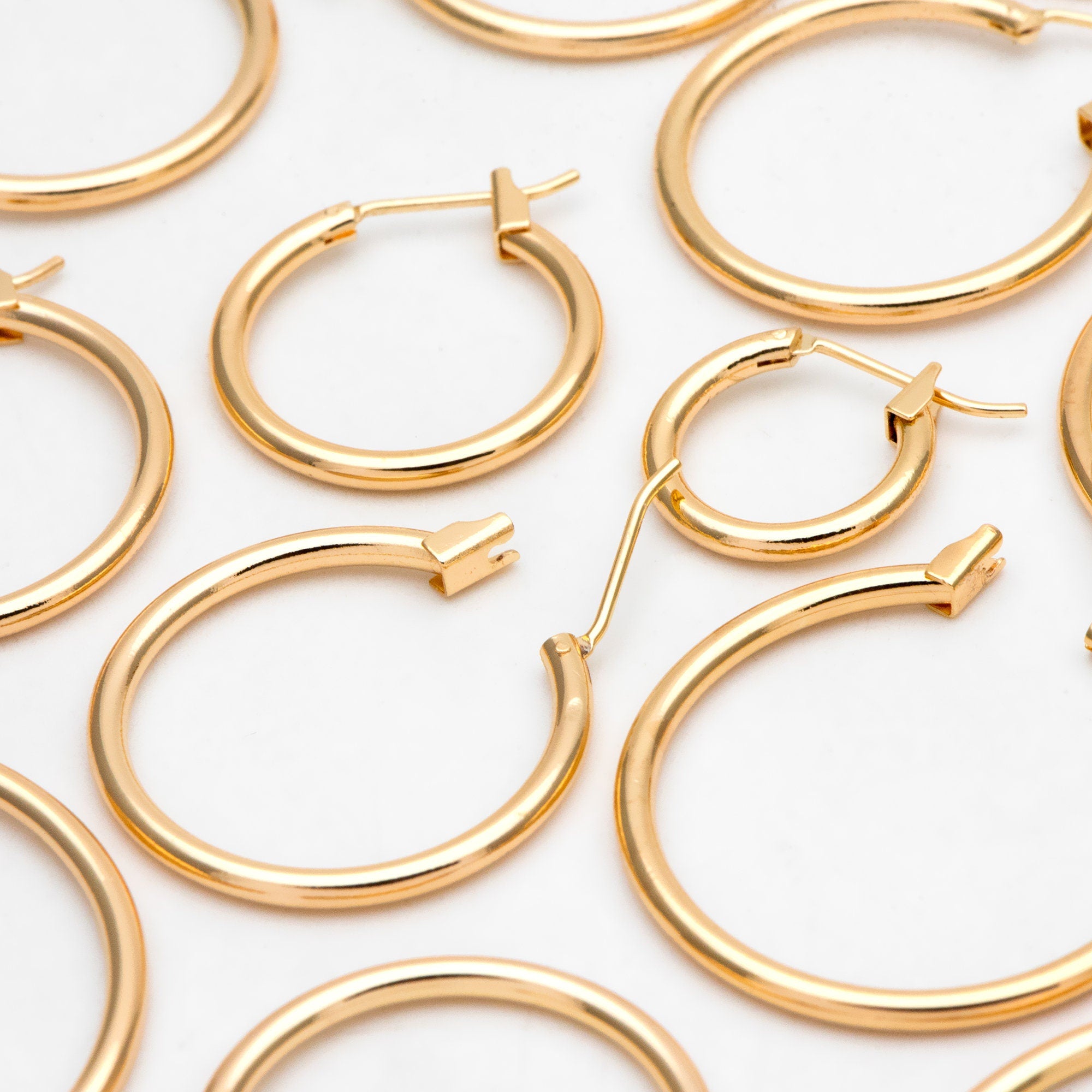 10pcs Gold Hoop Earrings, 2mm Thick, Size 15/20/25/30/35mm, 18K gold plated on Brass, Classic Hoop Earrings (GB-3270)