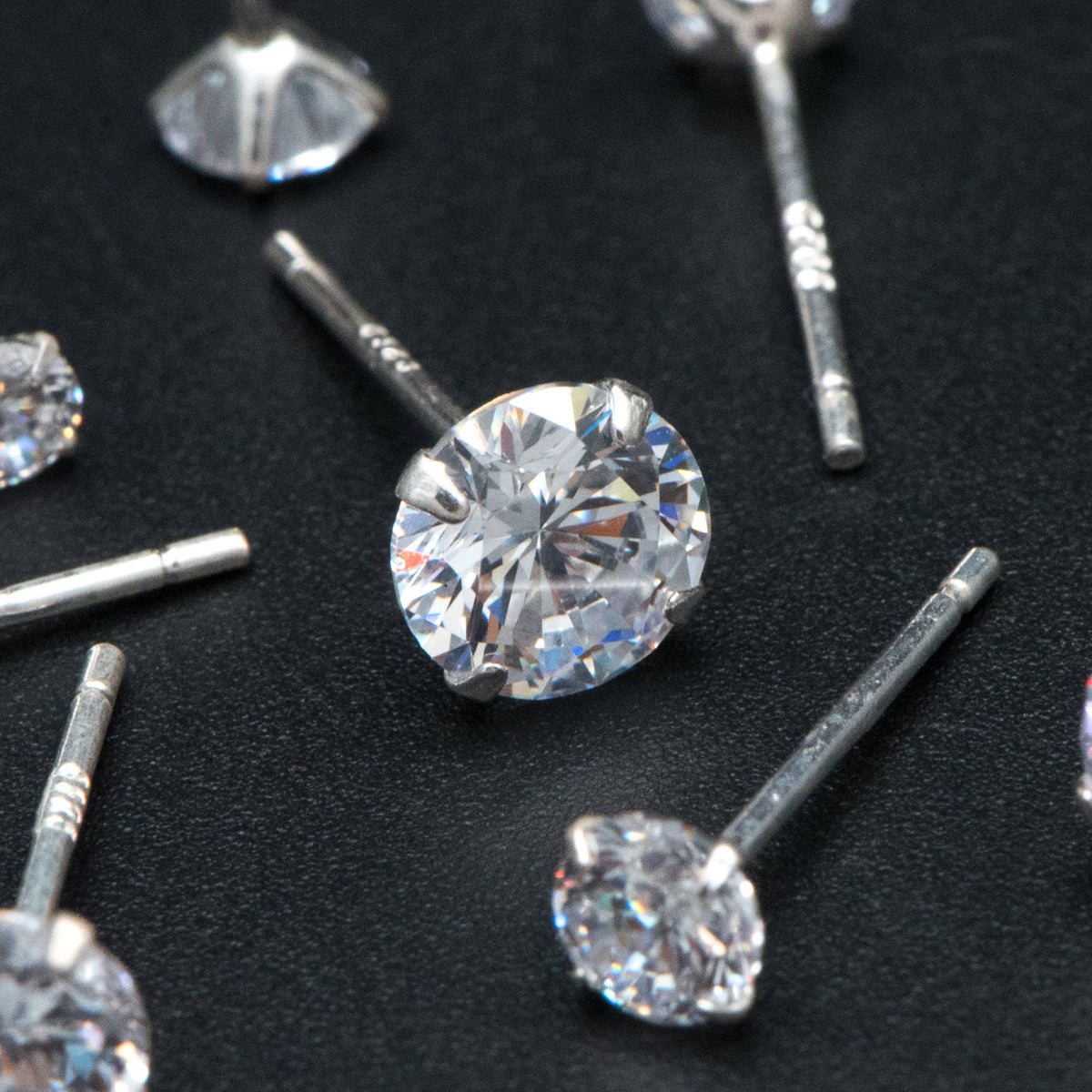 Sterling Silver Minimalist Stud Earring, Dainty CZ Diamond Earring, 3/ 4/ 5/ 6mm (CY-031)/ 1 pair