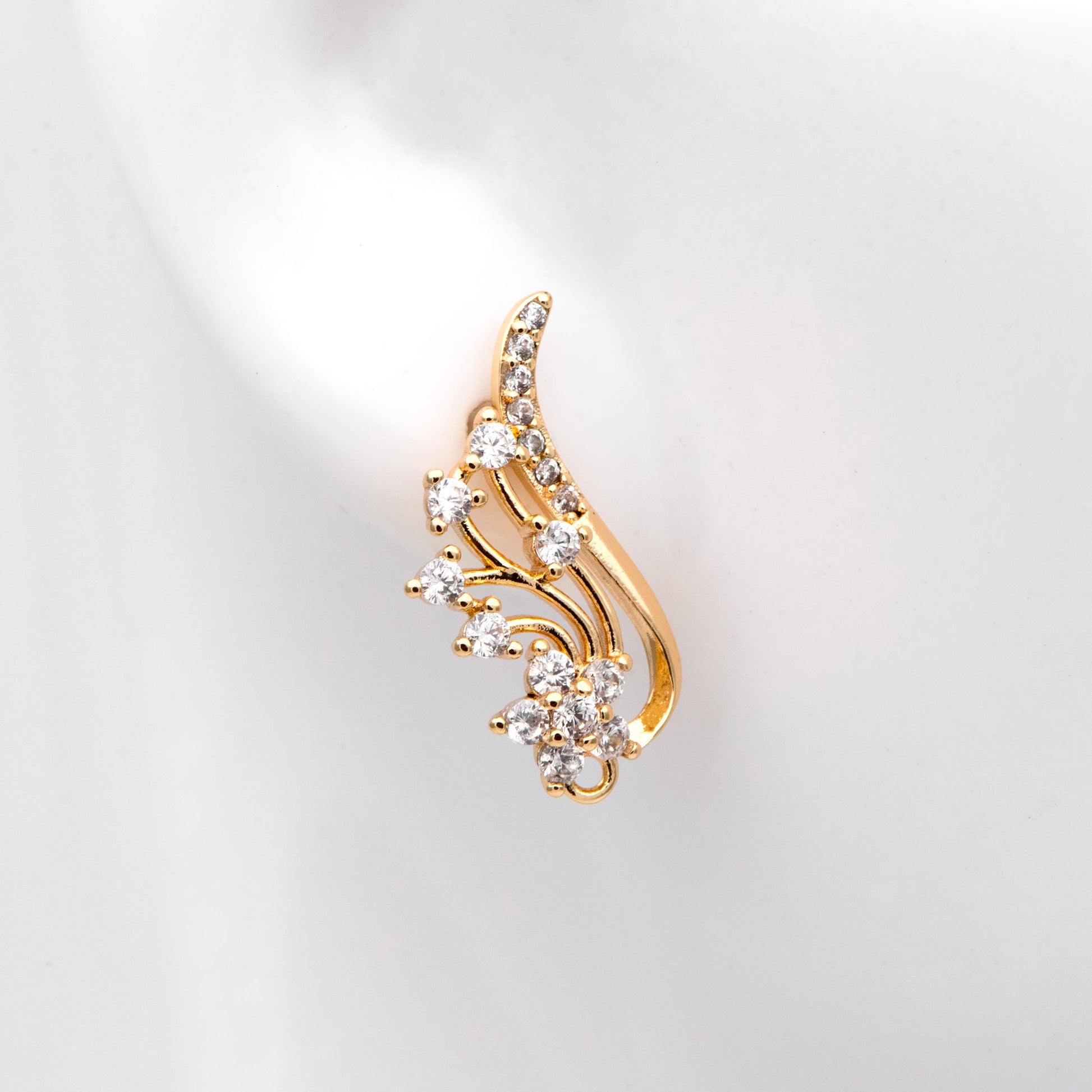 4pcs CZ Pave Gold Filigree Wing Ear post, Dianty Ear Studs, Jewelry Supplies (GB-3221)
