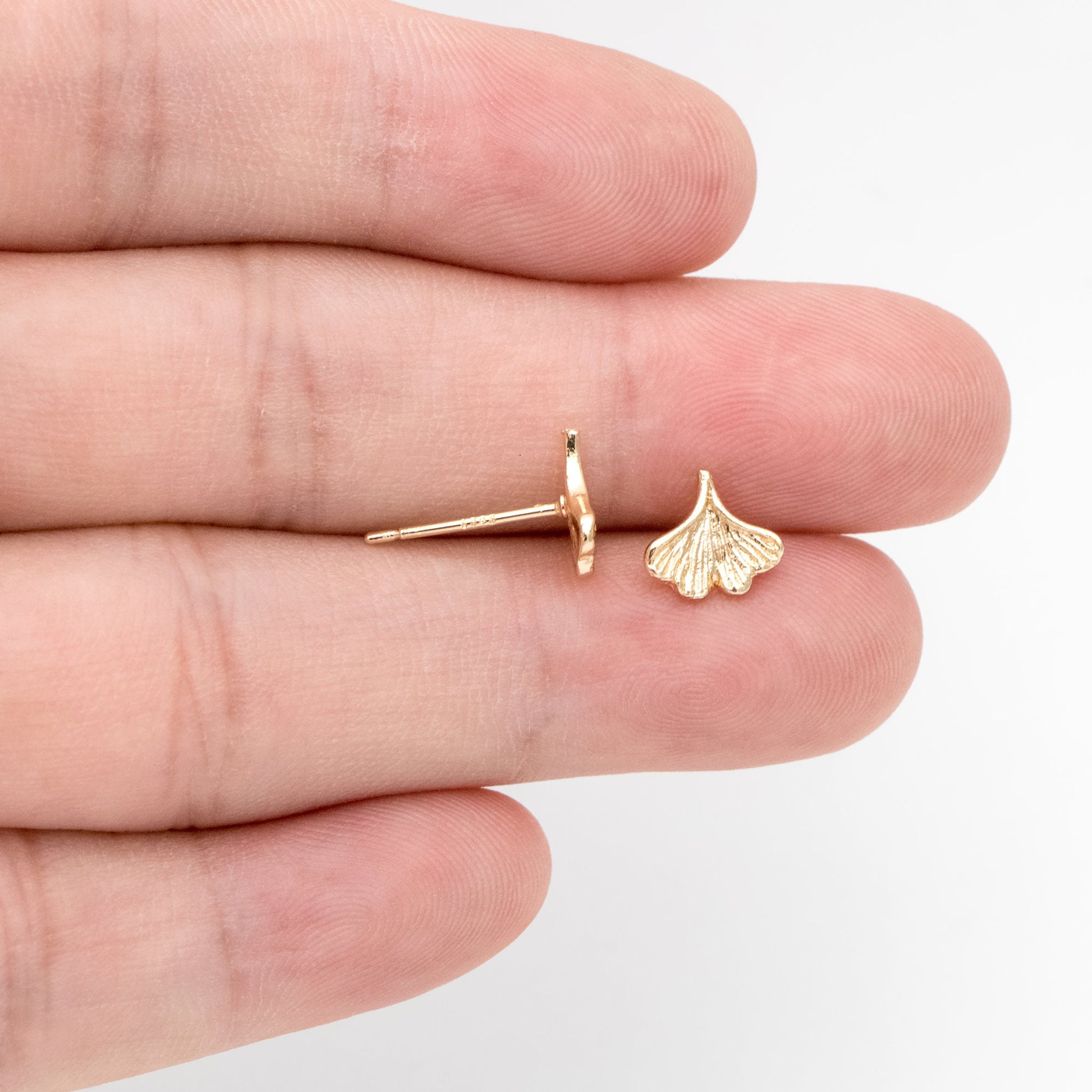 10pcs Gold/ Silver Ginkgo Leaf Ear Posts 9x8mm, Gold/ Rhodium Plated Brass Minimalist Stud Earrings (GB-3290)