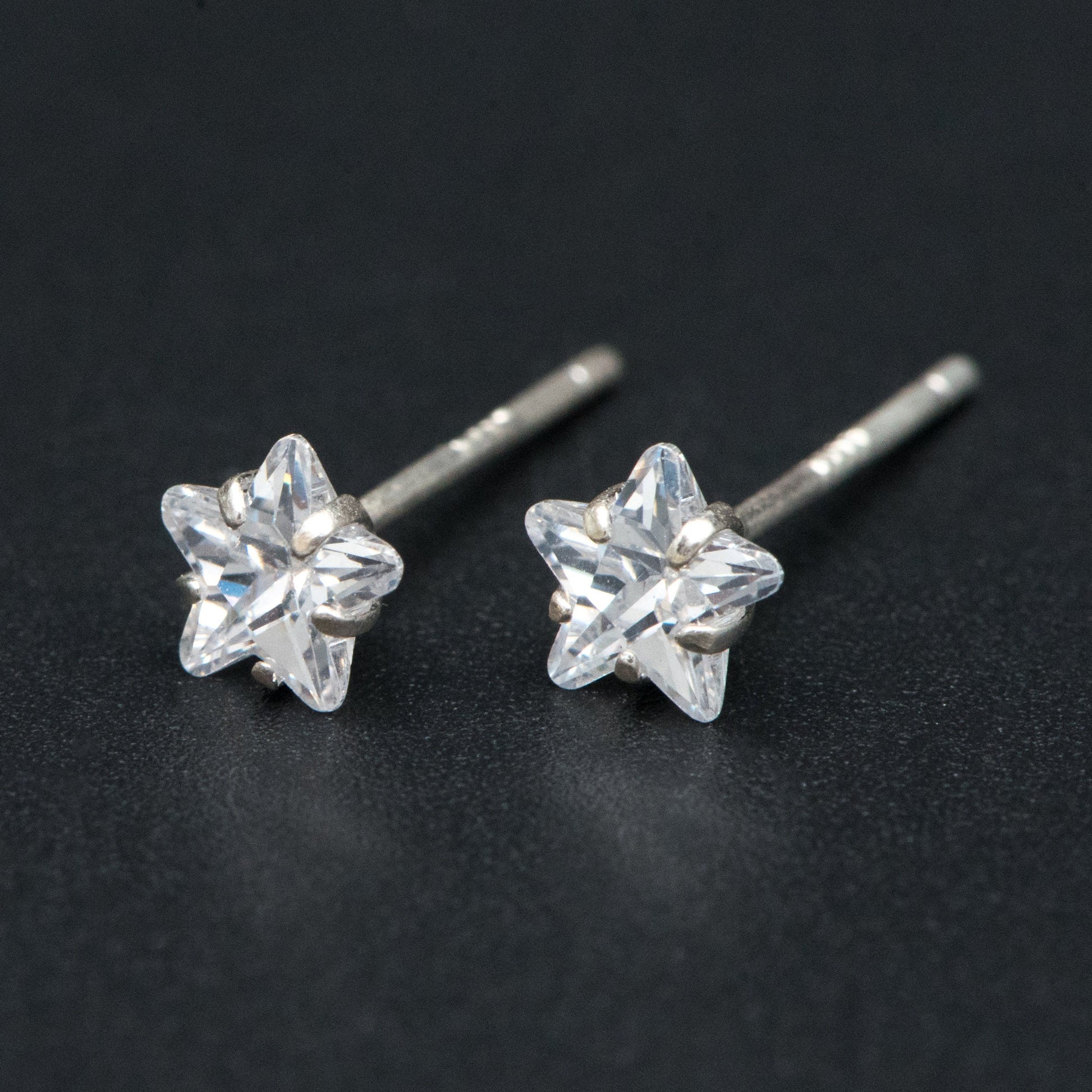 10pcs Sterling Silver Star Stud Earring, Tiny Minimalist Earring, Cubic Zirconia Ear Findings, Hypoallergenic Earrings Wholesale (CY-030)