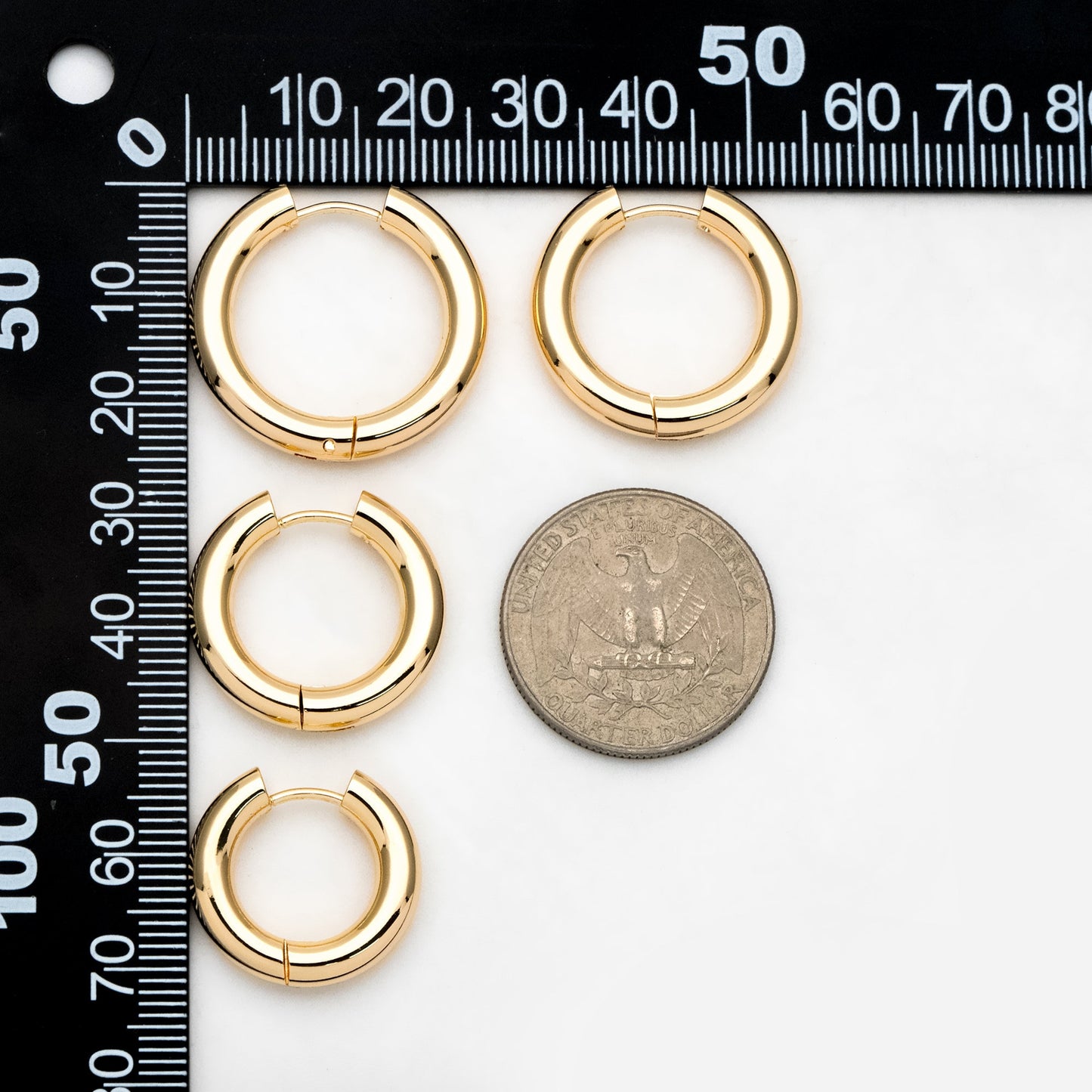 4pcs Gold/ Silver Tone Chunky Hoop Huggies, 4mm Thick, 18/ 20/ 22/ 24/ 26mm, Stainless Steel Hoop Earrings, Minimalist Earrings (GB-3301)