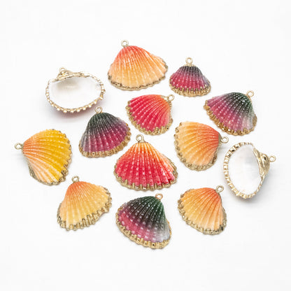 10pcs Natural Shell Charms, Gold plated Shell Pendants, Beach Theme Jewelry Supplies (#V1389)