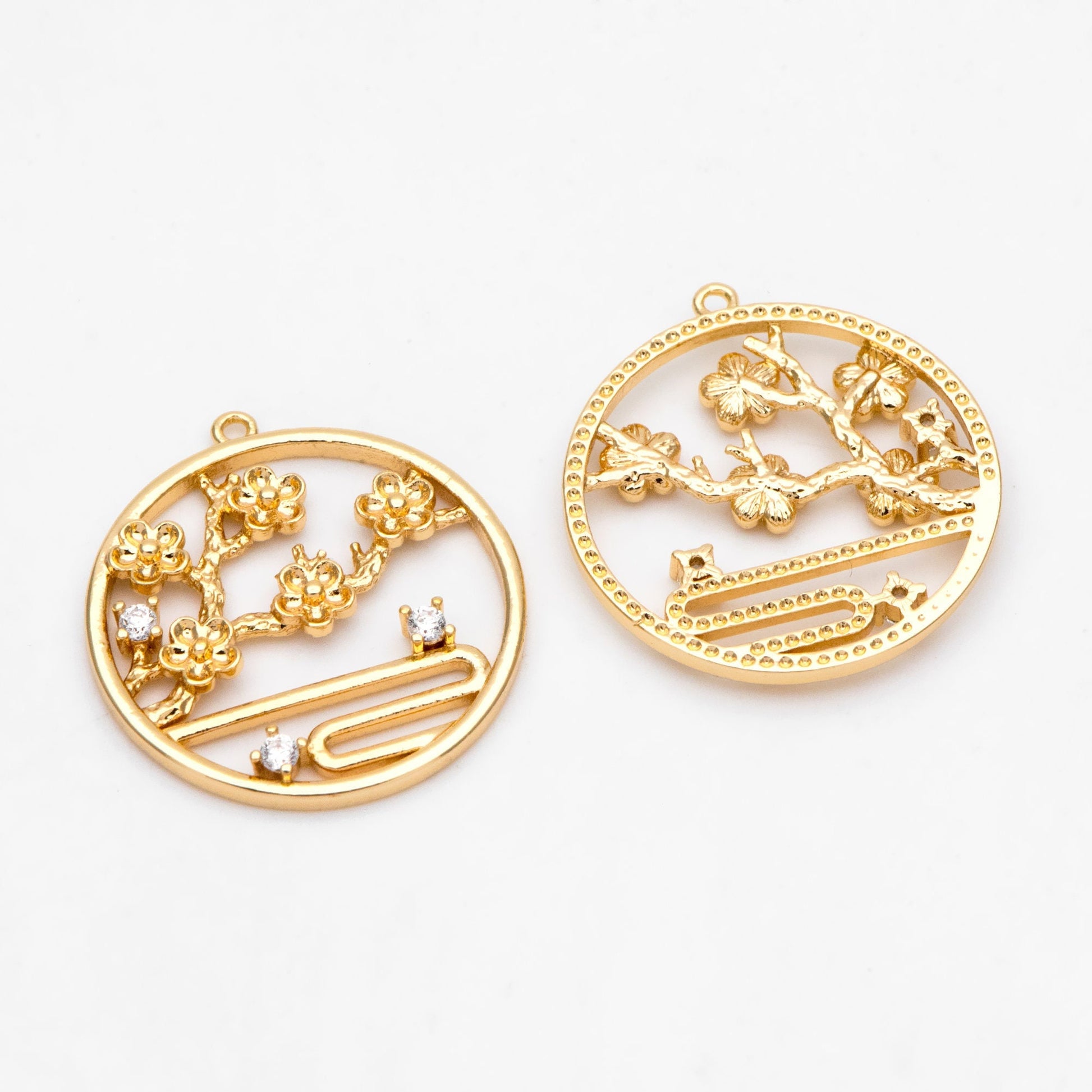 4pcs CZ Pave Gold Round Flower Charms, 18K Gold plated Brass, Branch Pendants (GB-3118-G)