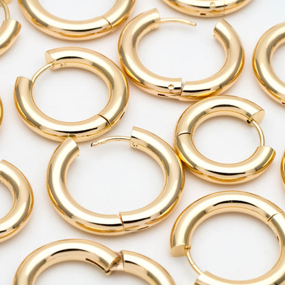 4pcs Gold/ Silver Tone Chunky Hoop Huggies, 4mm Thick, 18/ 20/ 22/ 24/ 26mm, Stainless Steel Hoop Earrings, Minimalist Earrings (GB-3301)