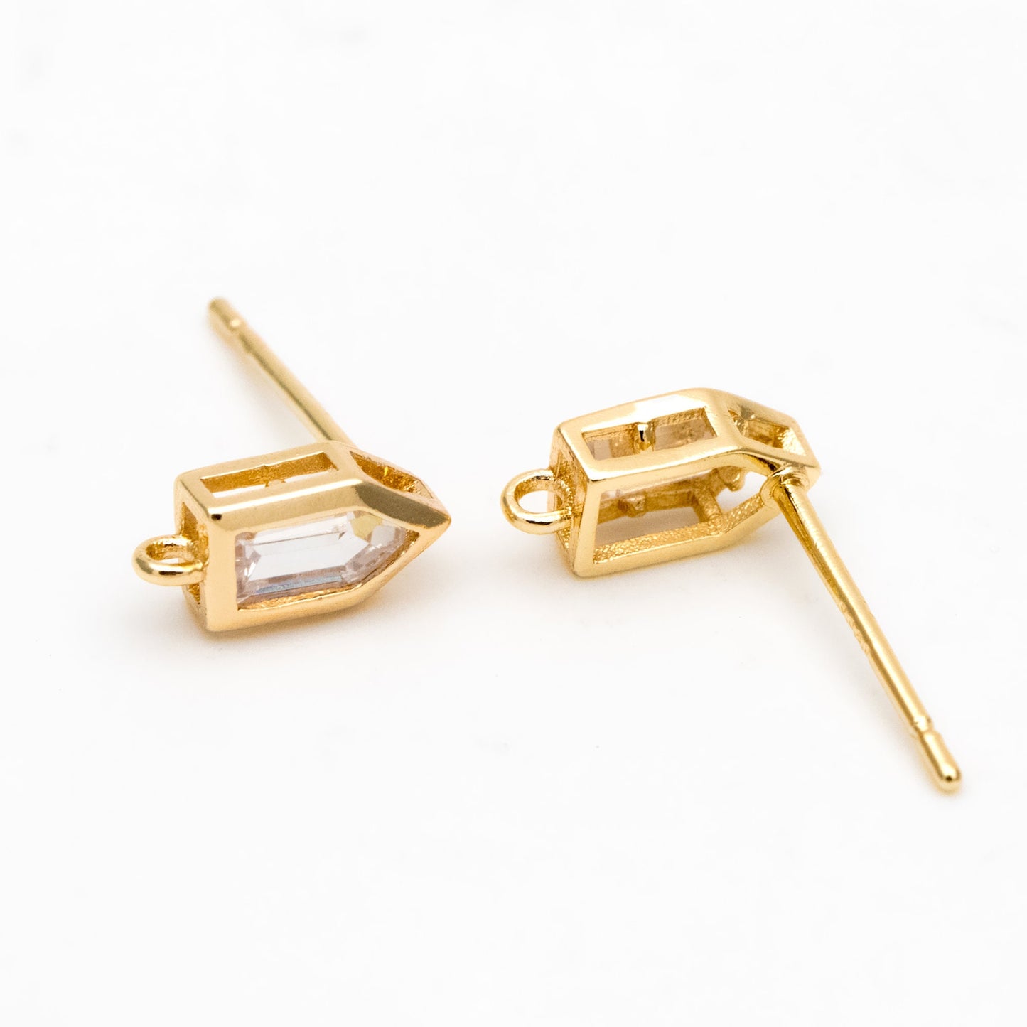 4pcs CZ Pave Arrow Earring Studs, 18K Gold plated Brass Ear Posts, Geometric Earring Findings (#GB-3329)