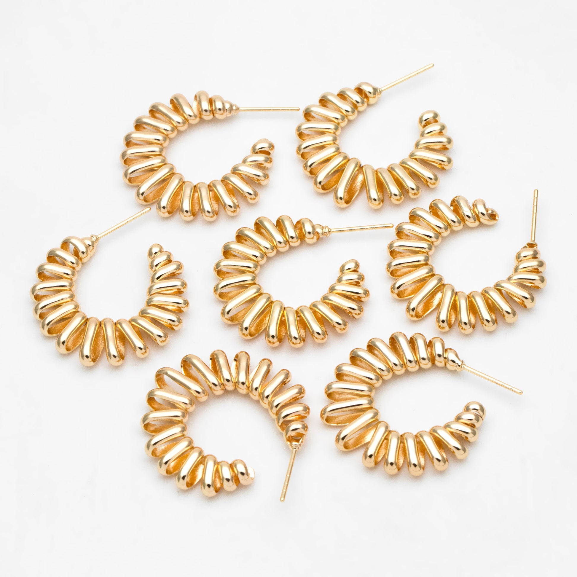 4pcs Gold Round Circle Ear Posts 26mm, Twisted Wire Stud Earrings, Simple Geometric Hoop Earrings (GB-3375)