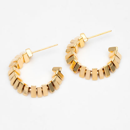 4pcs Gold Round Circle Ear Posts 20/24mm, Triangle Beaded Stud Earrings, Simple Geometric Hoop Earrings (GB-3379)