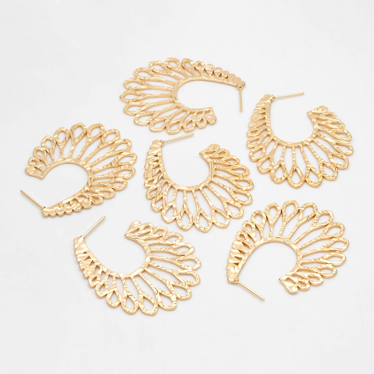 4pcs Gold Hollow Flower Post Earrings 43x35mm, Gold plated Brass Floral Stud Earring (#GB-3389)