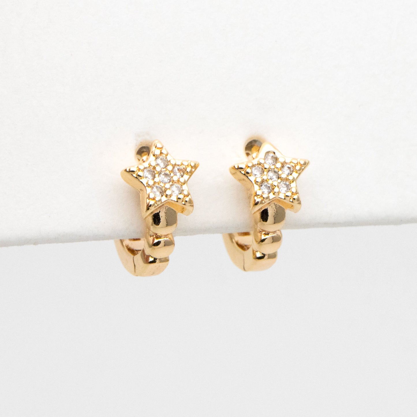 4pcs CZ Paved Tiny Star Hoop Earrings, Round Leverback Ear Hooks, 18K Gold plated Brass, Cartilage Hoop (GB-3399-A)