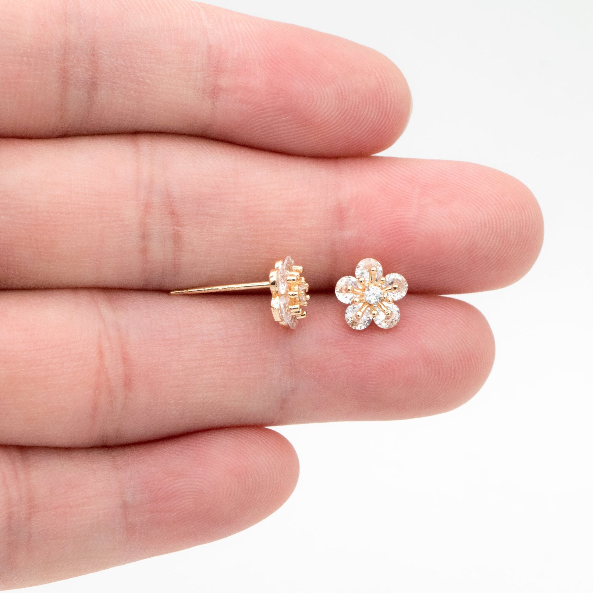 4pcs CZ Pave Gold Flower Ear Posts 8mm, Gold Plated Brass Stud Earrings (GB-3364)