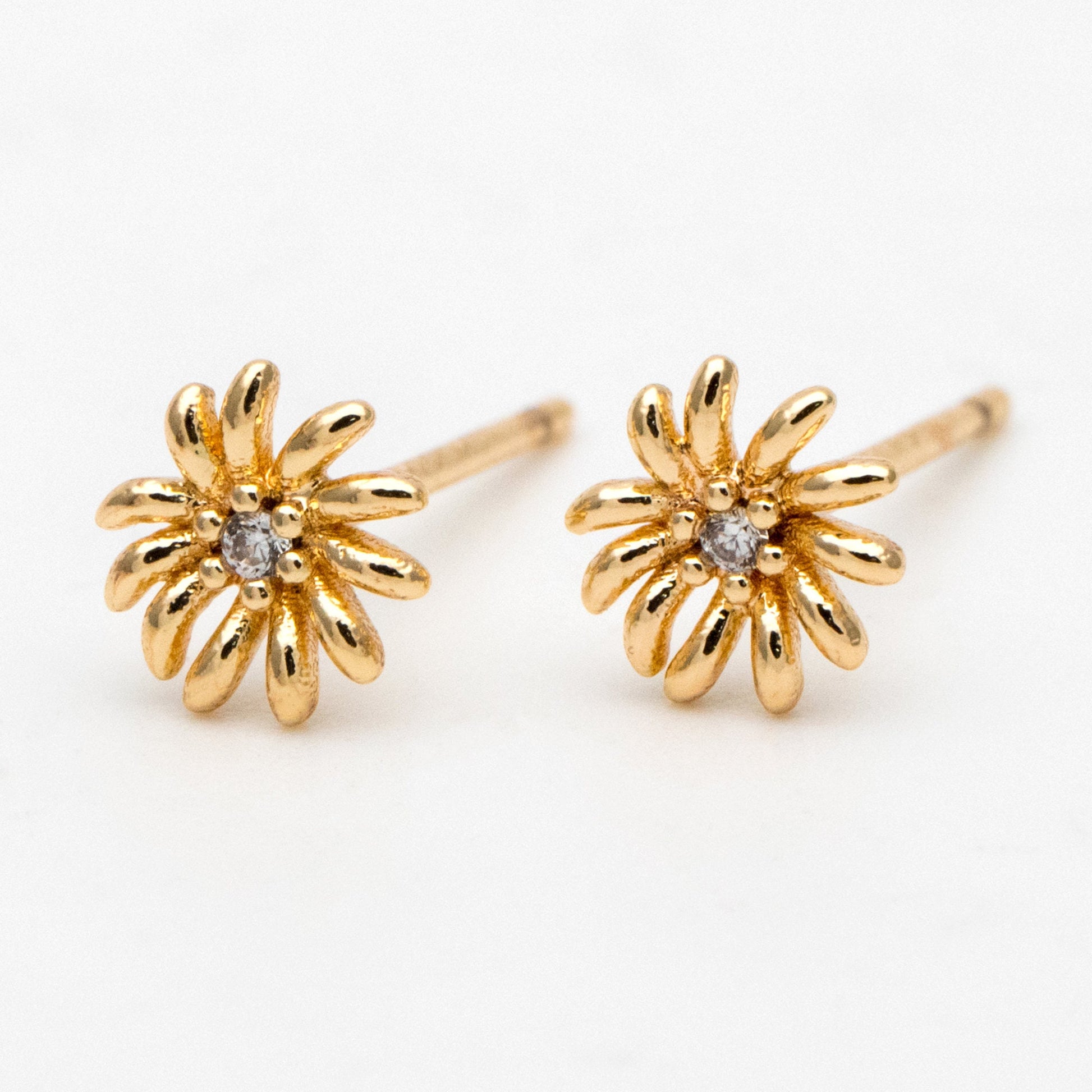 10pcs CZ Pave Gold Flower Ear Posts 6mm, Gold Plated Brass Stud Earrings, DIY Ear Findings (GB-3359)