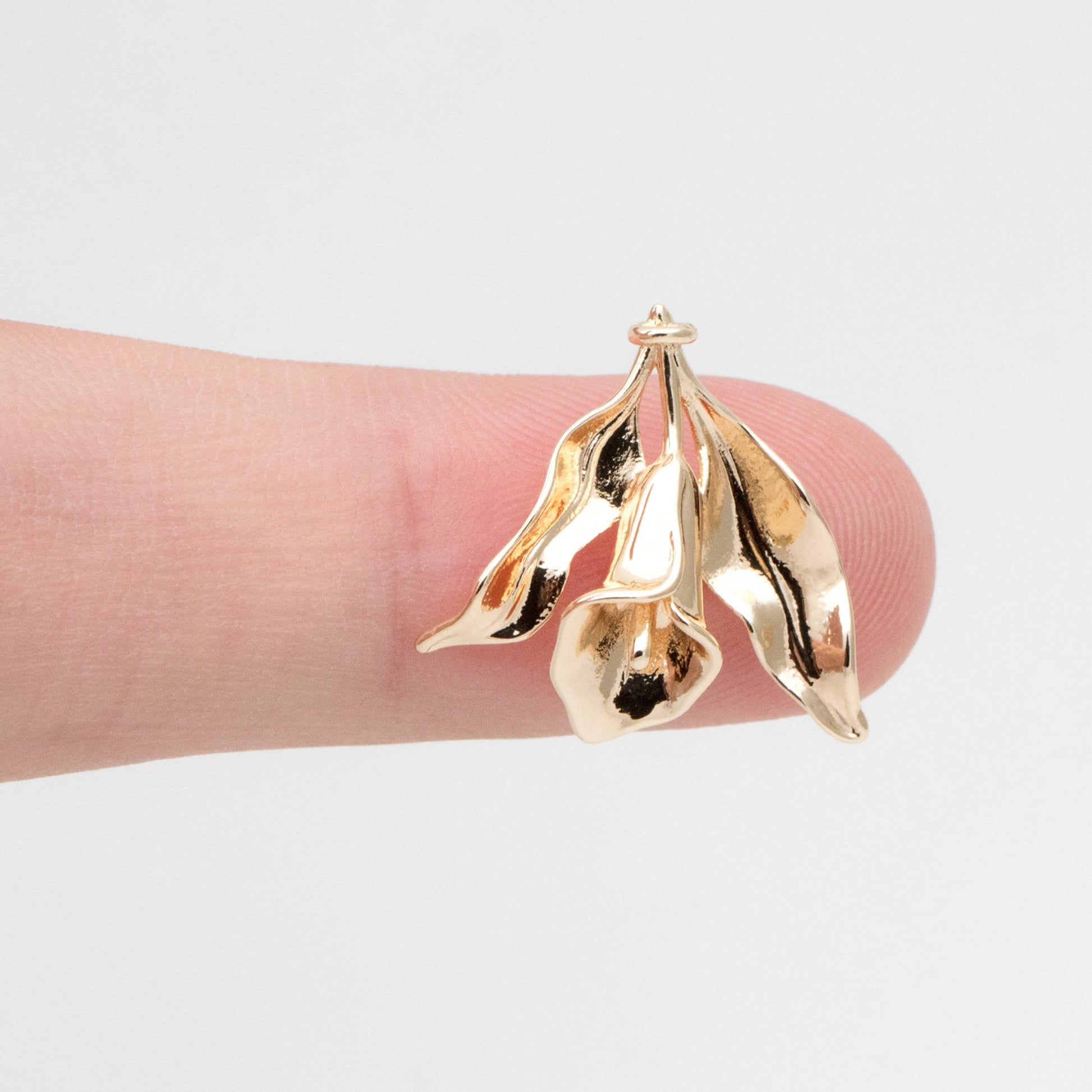 10pcs Gold Flower Charms, Gold plated Brass, Pearl Peg Mounts, Half Drilled Pearl Settings (GB-3770-F)