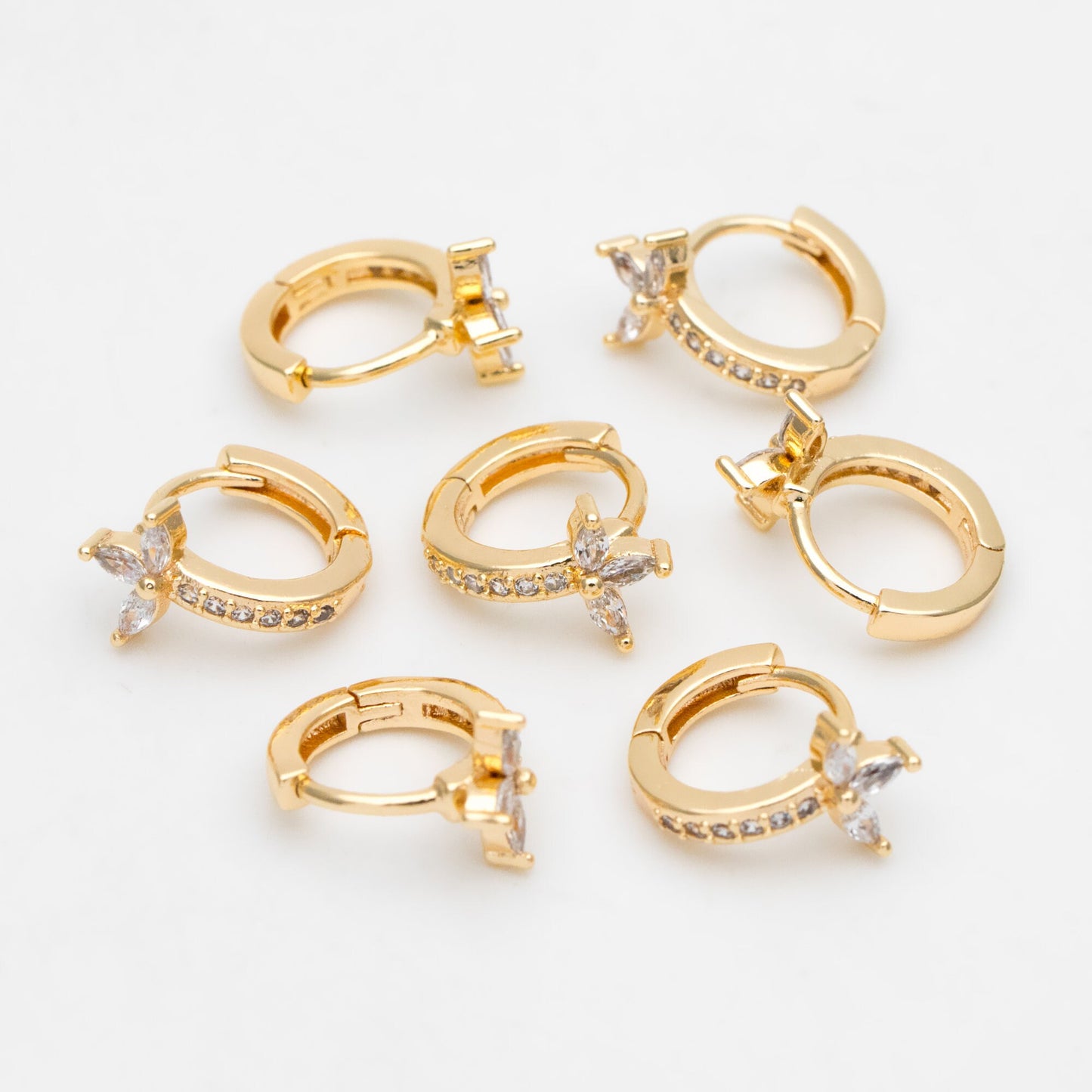 4pcs CZ Pave Tiny Leaf Hoop Earrings, 12mm, Dainty Huggie Earrings (GB-3477-D)