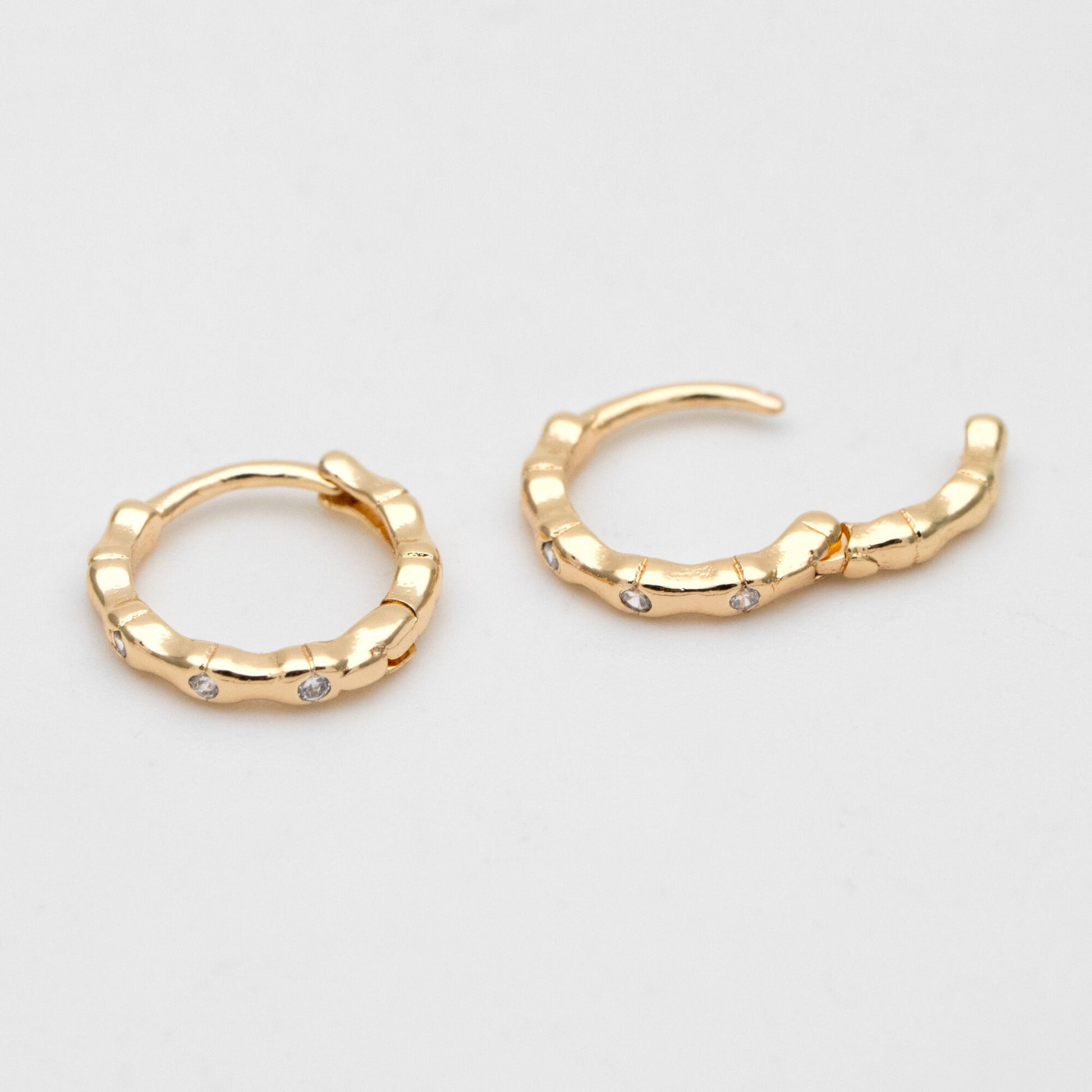 4pcs CZ Paved Hoop Earrings, 10mm, Dainty Huggie Earrings, Minimalist Earring, Small Gold Hoops Earring (GB-2815-A)