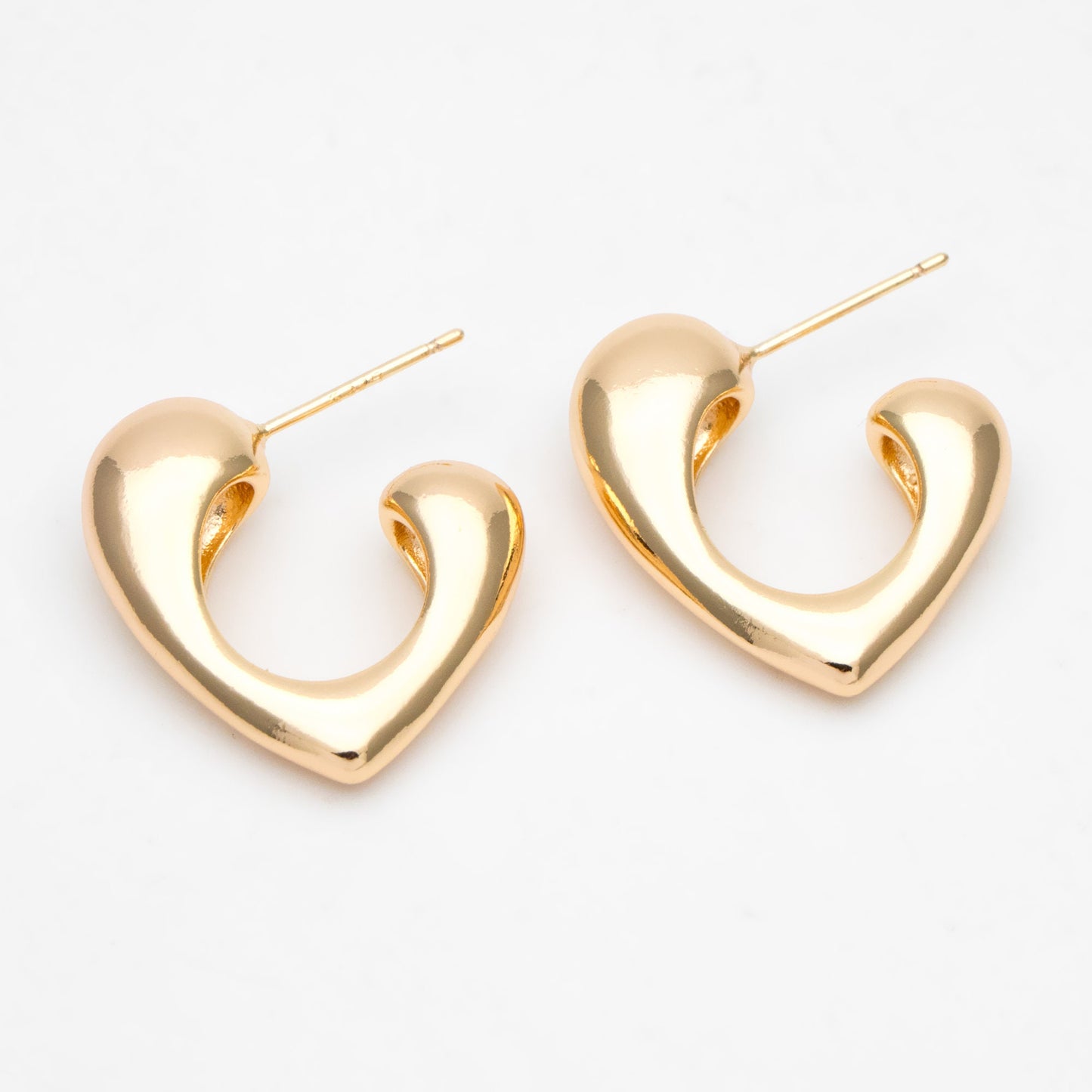4pcs Gold Heart Earring, Gold Plated Brass Stud Earrings, Jewelry Findings, Wholesale Supplies (GB-3396)