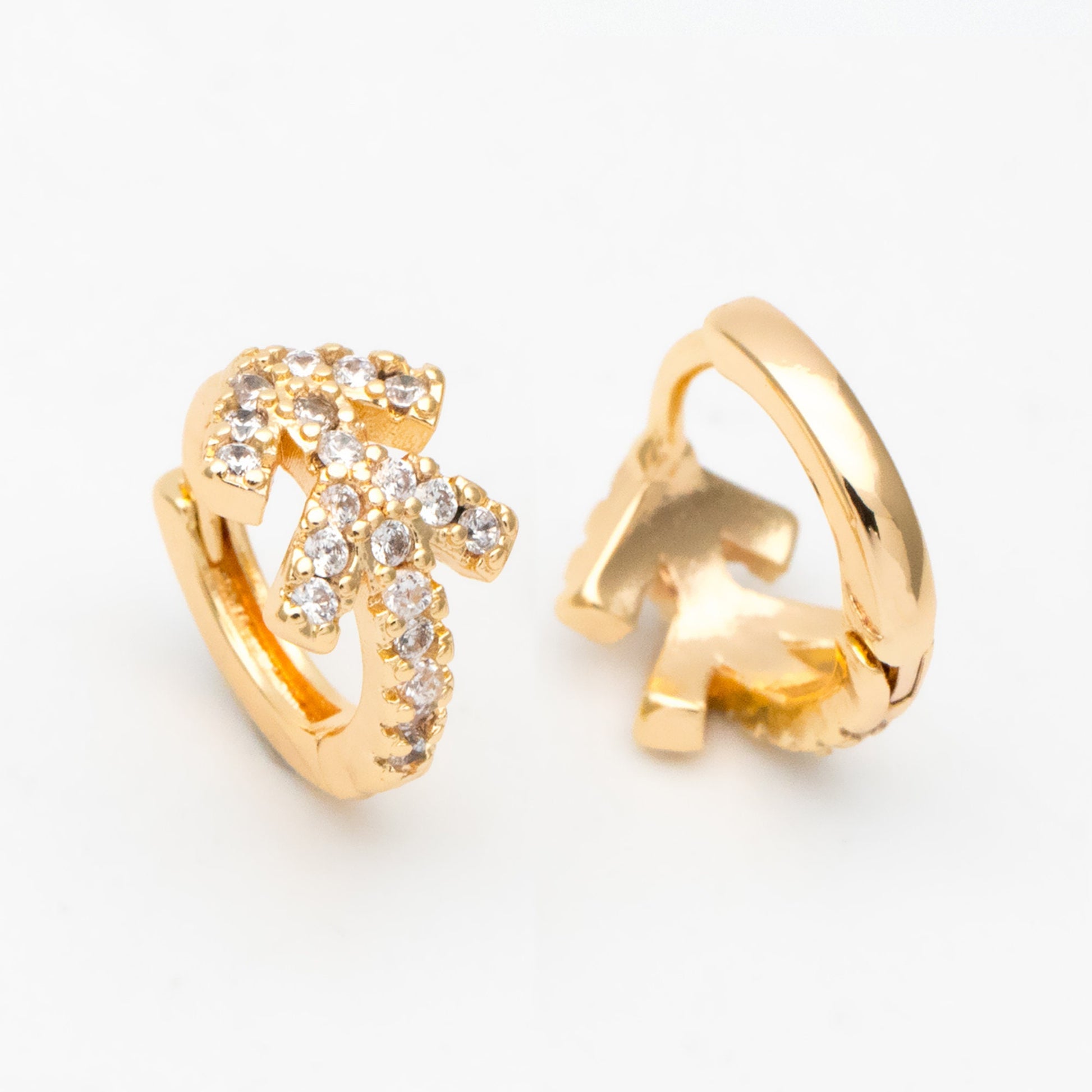 4pcs CZ Pave Arrow Hoop Earrings, 10mm, Huggie Earrings, Minimalist Earring, Small Gold Hoops Earring (GB-3399-D)