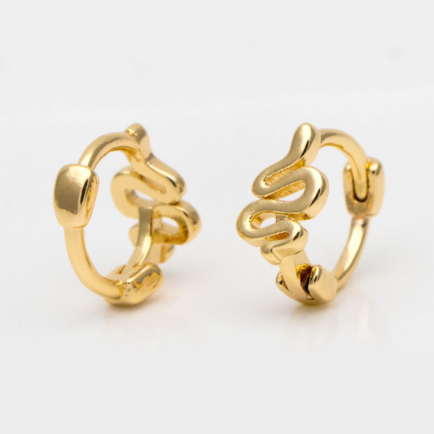 4pcs Gold Tiny Snake Hoop Earrings, 8mm hoop, Tragus Hoop, Rook Hoop, Helix Hoop, Cartilage Hoop, Cartilage Clicker Hoop (GB-3474-H)