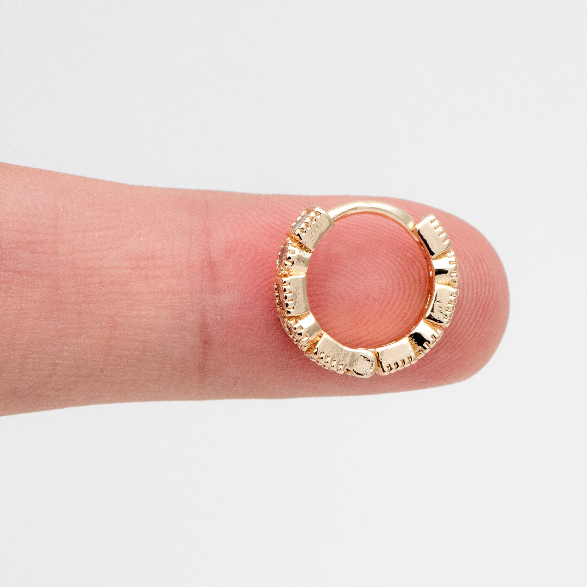 4pcs CZ Pave Hoop Earrings, Hoop Earrings, Dainty Huggie Earrings, Minimalist Earring, Small Gold Hoops Earring (GB-3826-F)