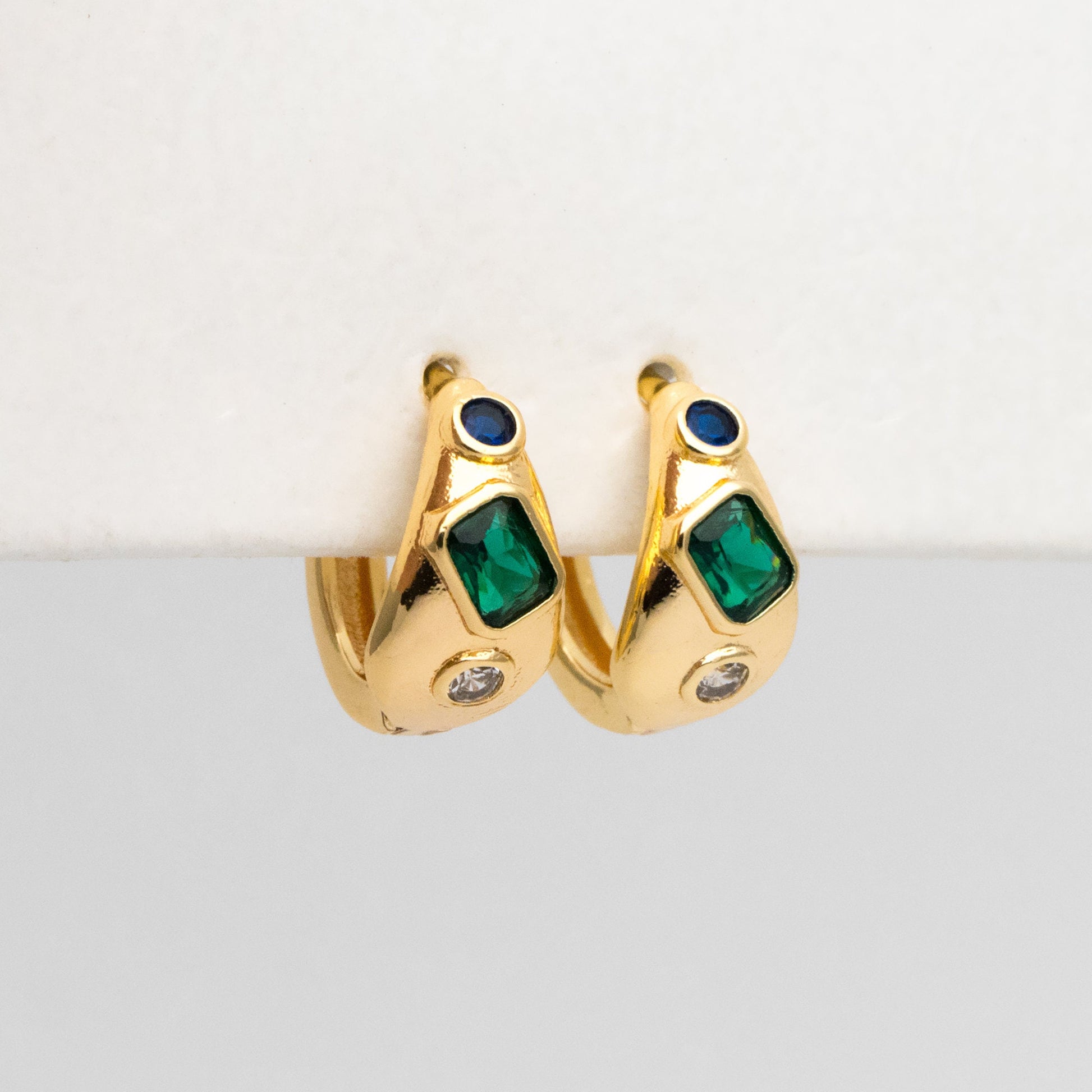 4pcs Emerald CZ Pave Gold/ Silver Hoop Earrings, Hoop Earrings, Dainty Huggie Earrings, Minimalist Earring, Small Hoops Earring (GB-3448)