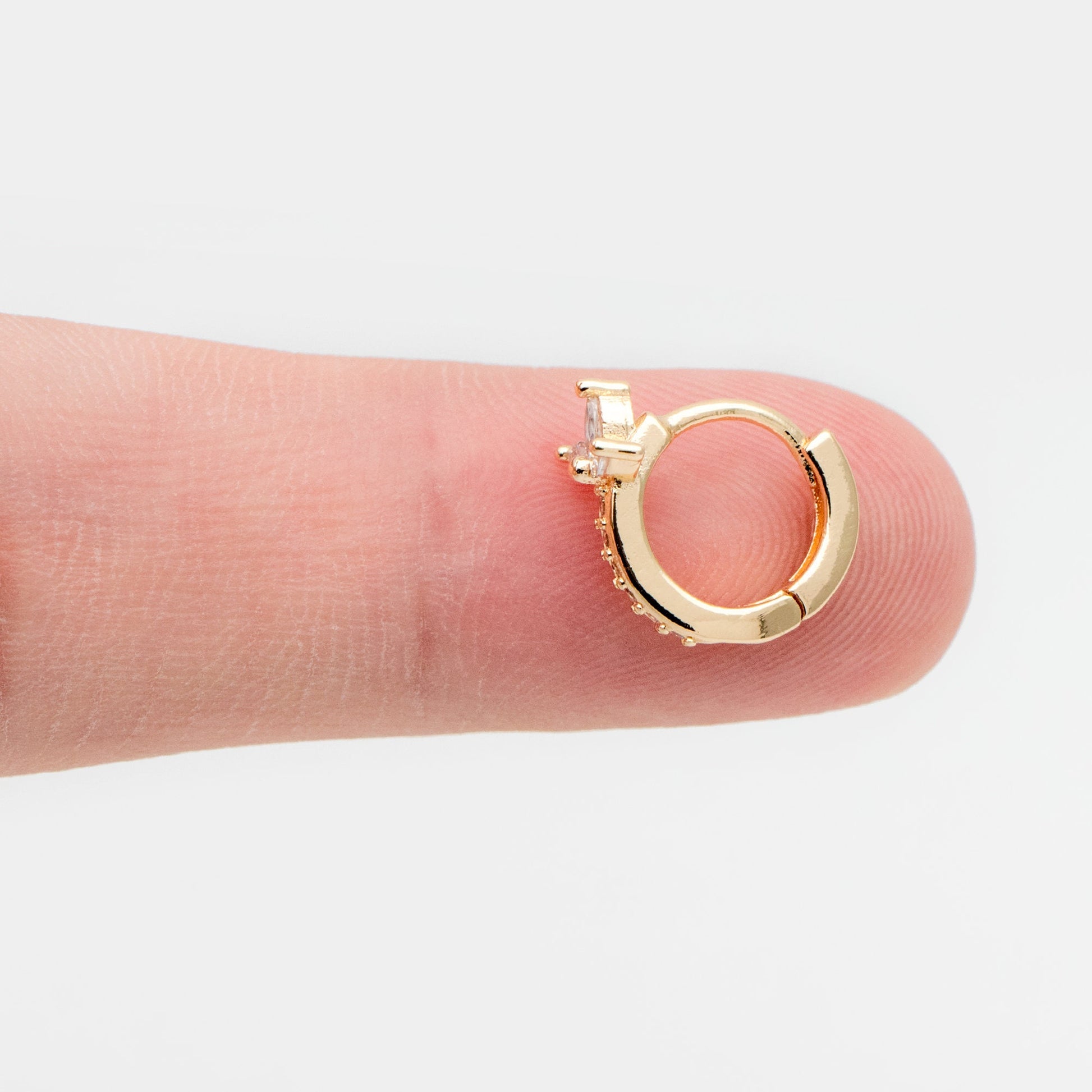 4pcs CZ Pave Tiny Leaf Hoop Earrings, 12mm, Dainty Huggie Earrings (GB-3477-D)