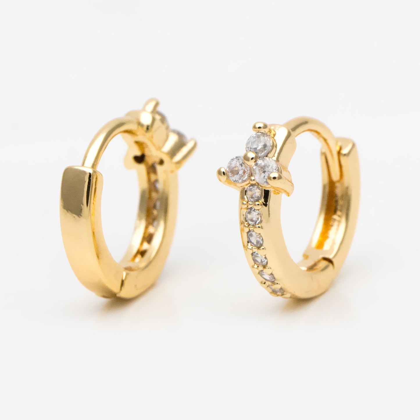 4pcs CZ Pave Tiny Flower Hoop Earrings, 12mm, Dainty Huggie Earrings, Minimalist Earring, Small Gold Hoops Earring (GB-3477-A)