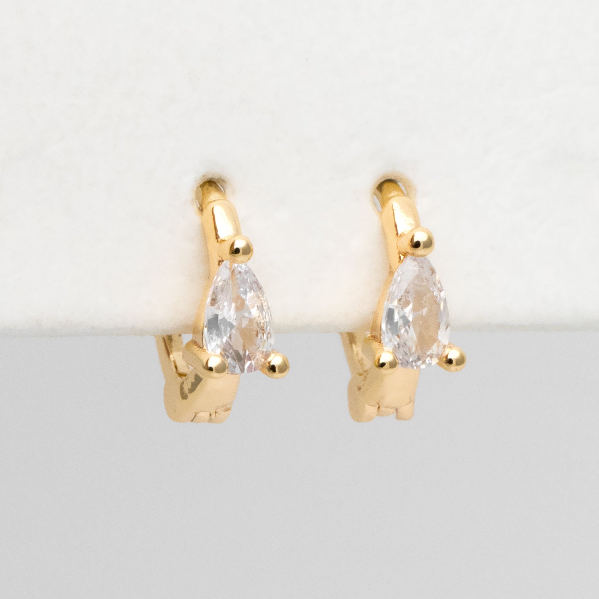 4pcs CZ Pave Tiny Teardrop Hoop Earrings, 12mm, Cartilage Hoop (GB-3467-C)