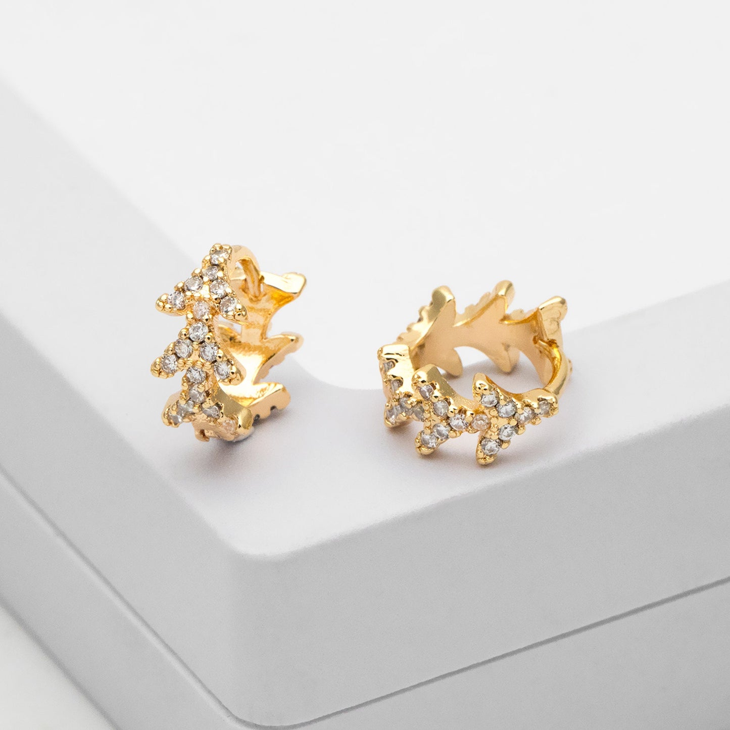 4pcs CZ Pave Arrow Hoop Earrings 10mm, Huggie Earrings, Minimalist Earring, Small Gold Hoops Earring (GB-3482)