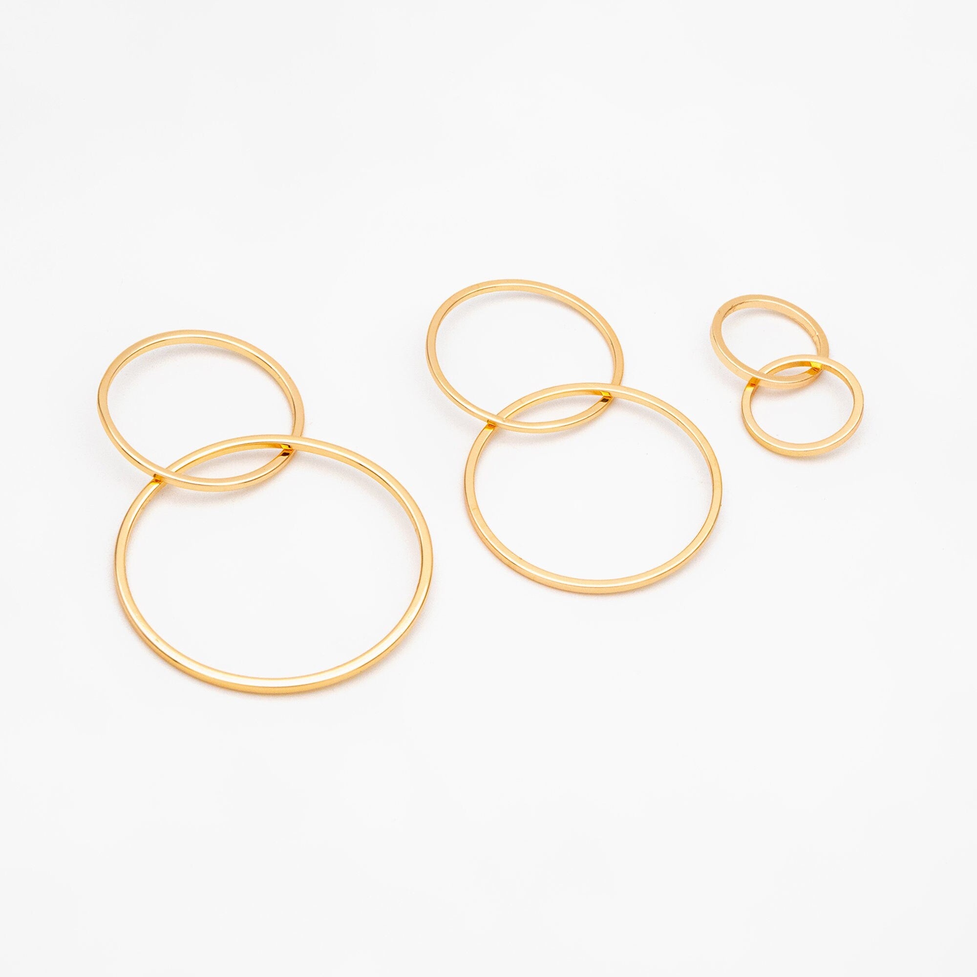 10pcs Gold Linked Circles, two ring Pendant, Interlocking rings, two linked circles, Entwined Circle 20mm and 25/30mm (GB-1300)