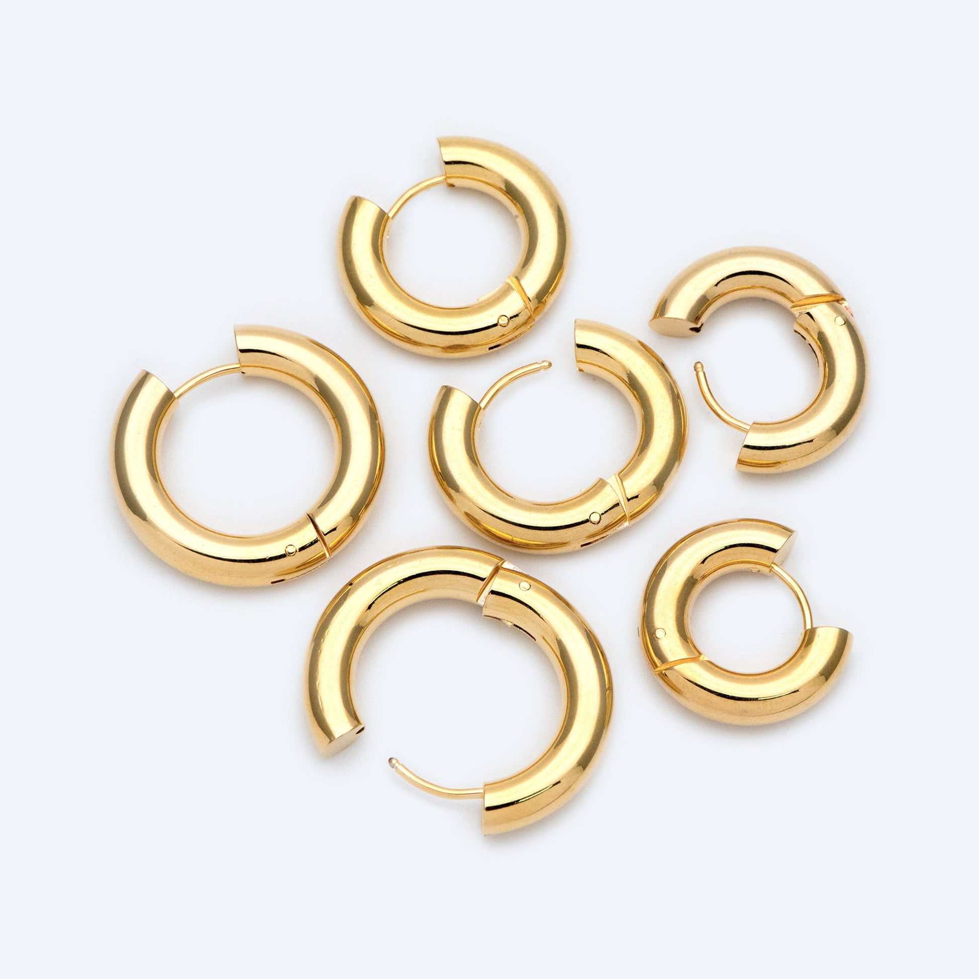 4pcs Gold Huggie Earrings, 5mm Thick by 20/ 22/ 24/ 26mm, Chunky Hoop Huggies, Gold plated Stainless Steel, Minimalist Earrings (GB-1484)