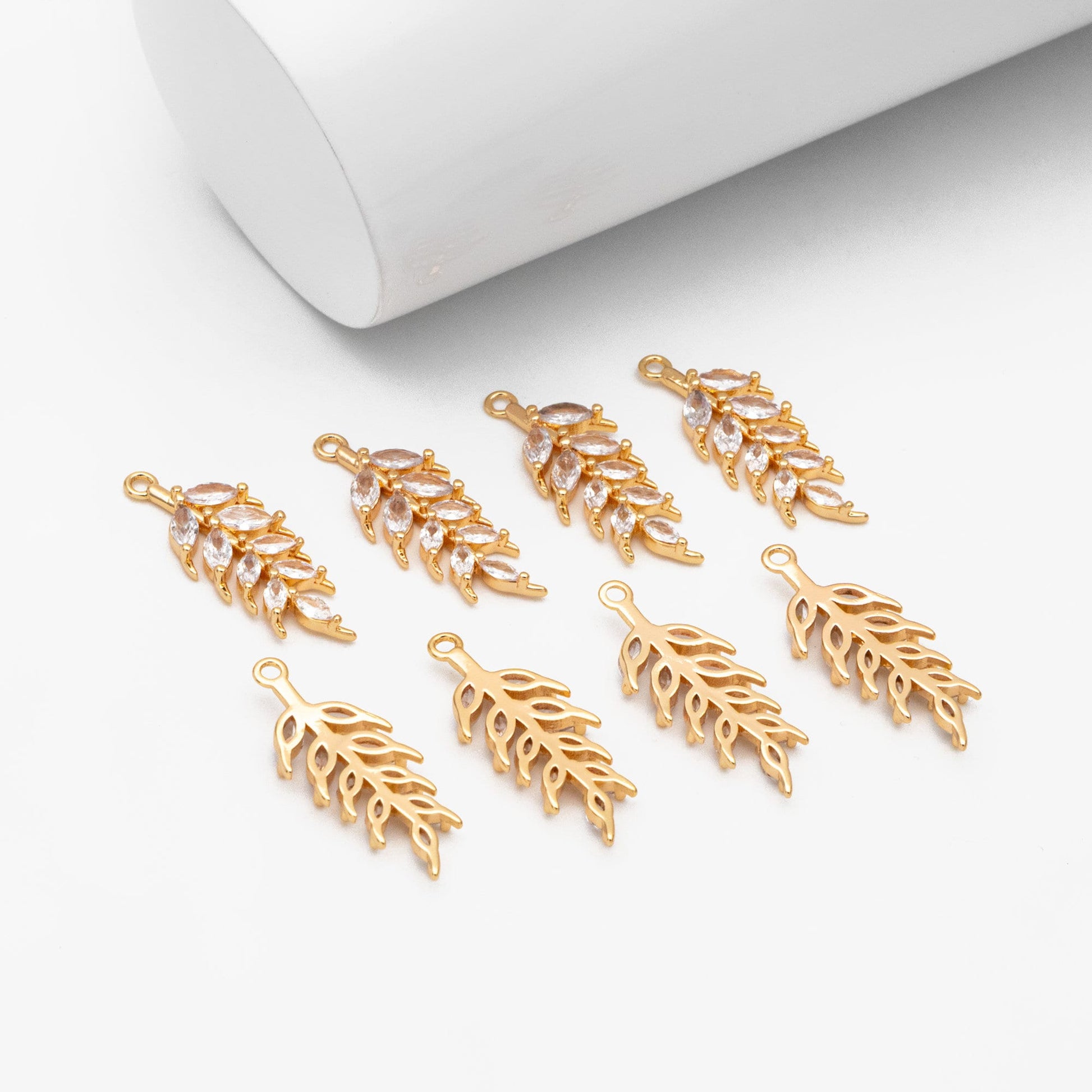 4pcs CZ pave Leaf Charms 27x10mm, 18K Gold plated Brass, Cubic Zirconia Leaf Pendants (GB-3037-H)