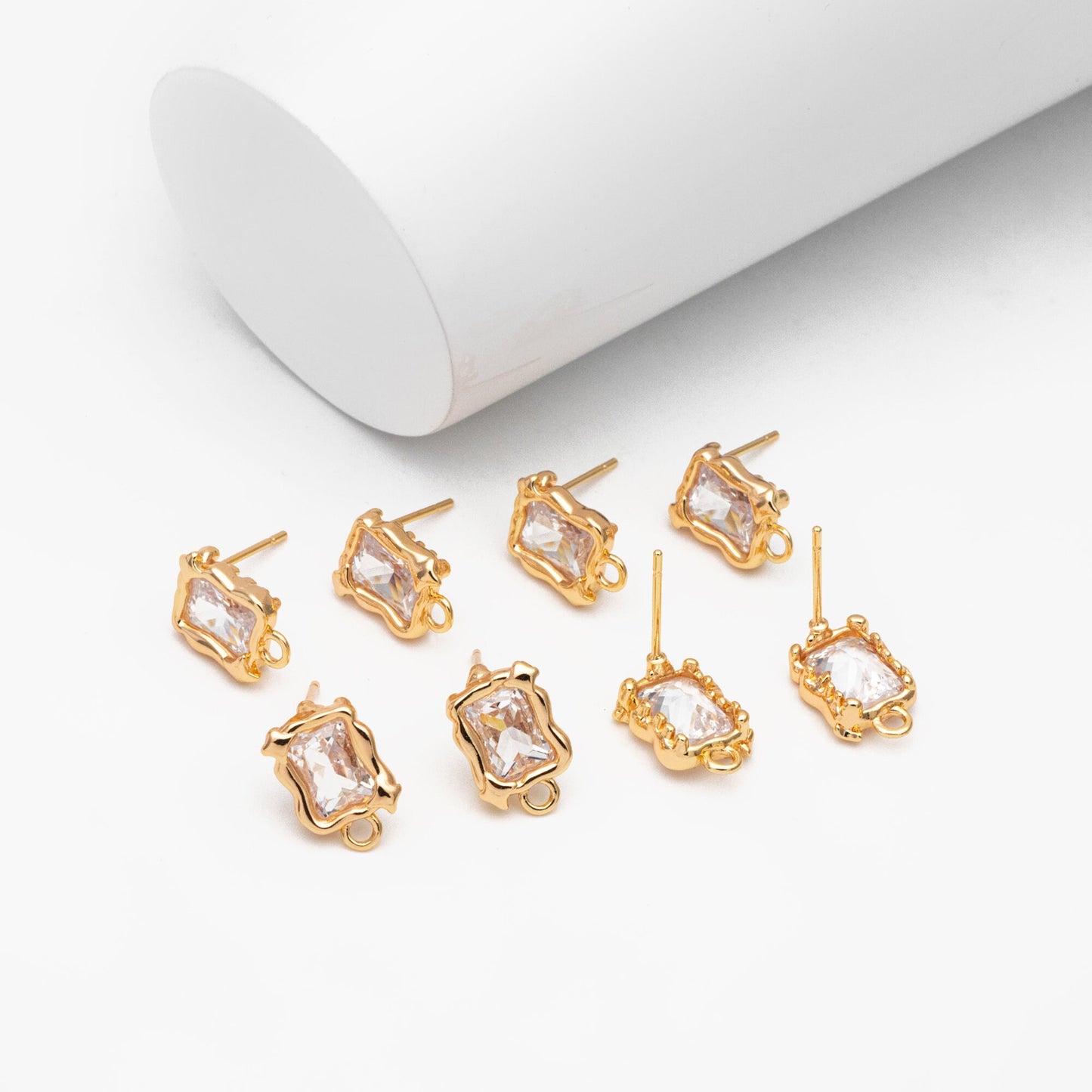 4pcs CZ Pave Rectangle Ear Posts: 18K Gold Plated Brass Stud Earrings (GB-3586)